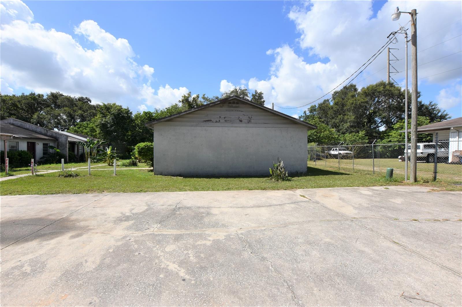 LAKEWOOD PARK - Residential Income