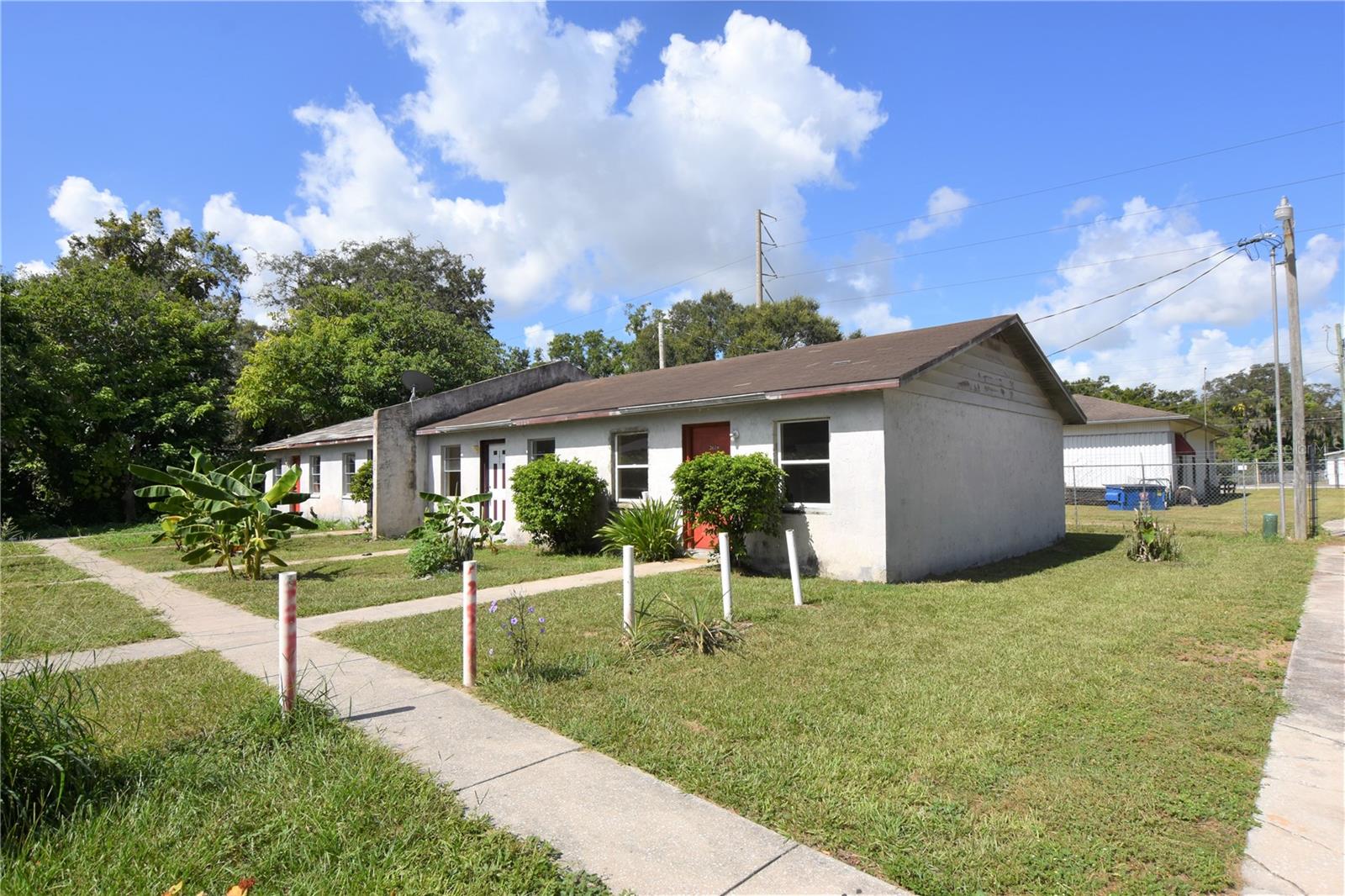 LAKEWOOD PARK - Residential Income