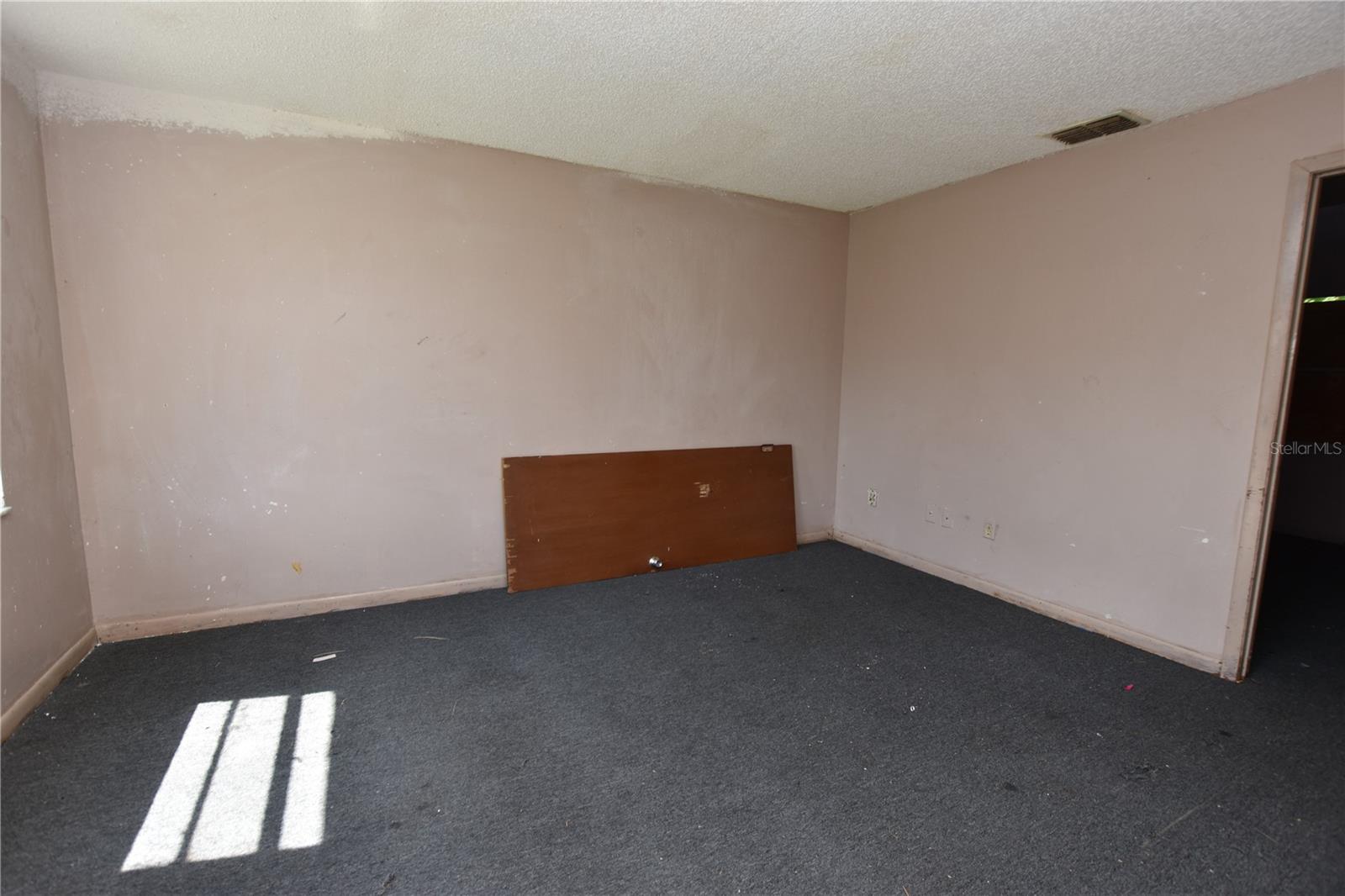 LAKEWOOD PARK - Residential Income