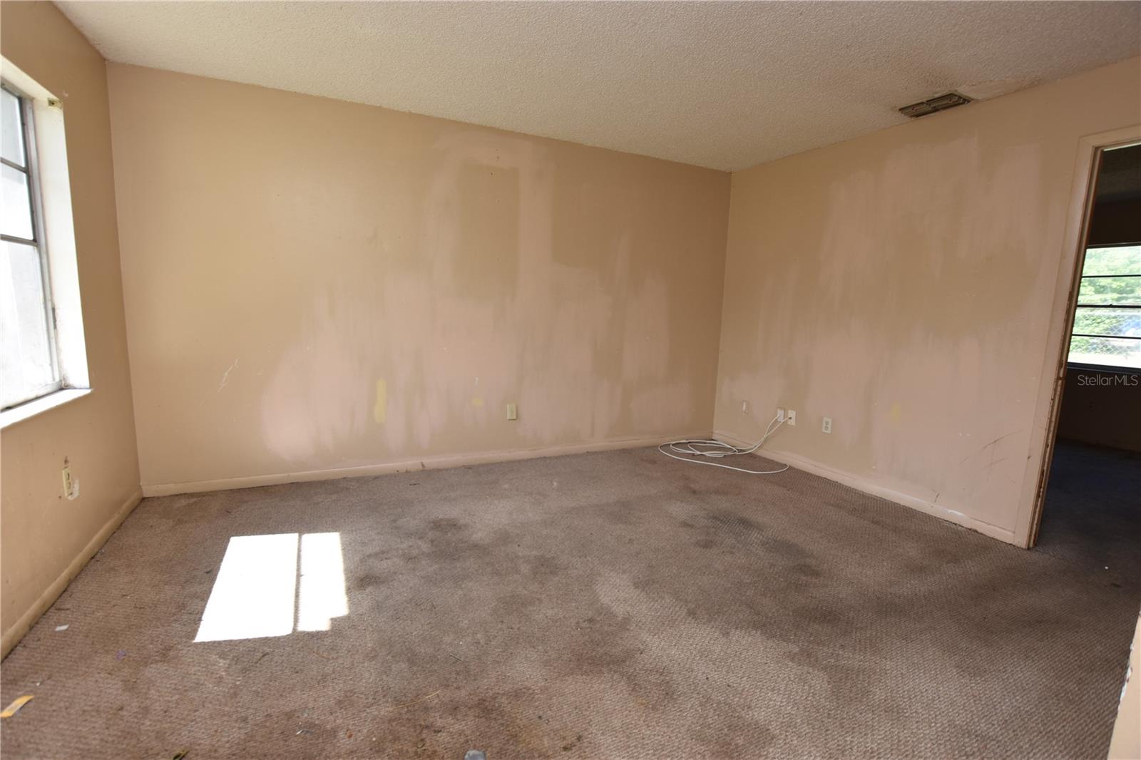 LAKEWOOD PARK - Residential Income