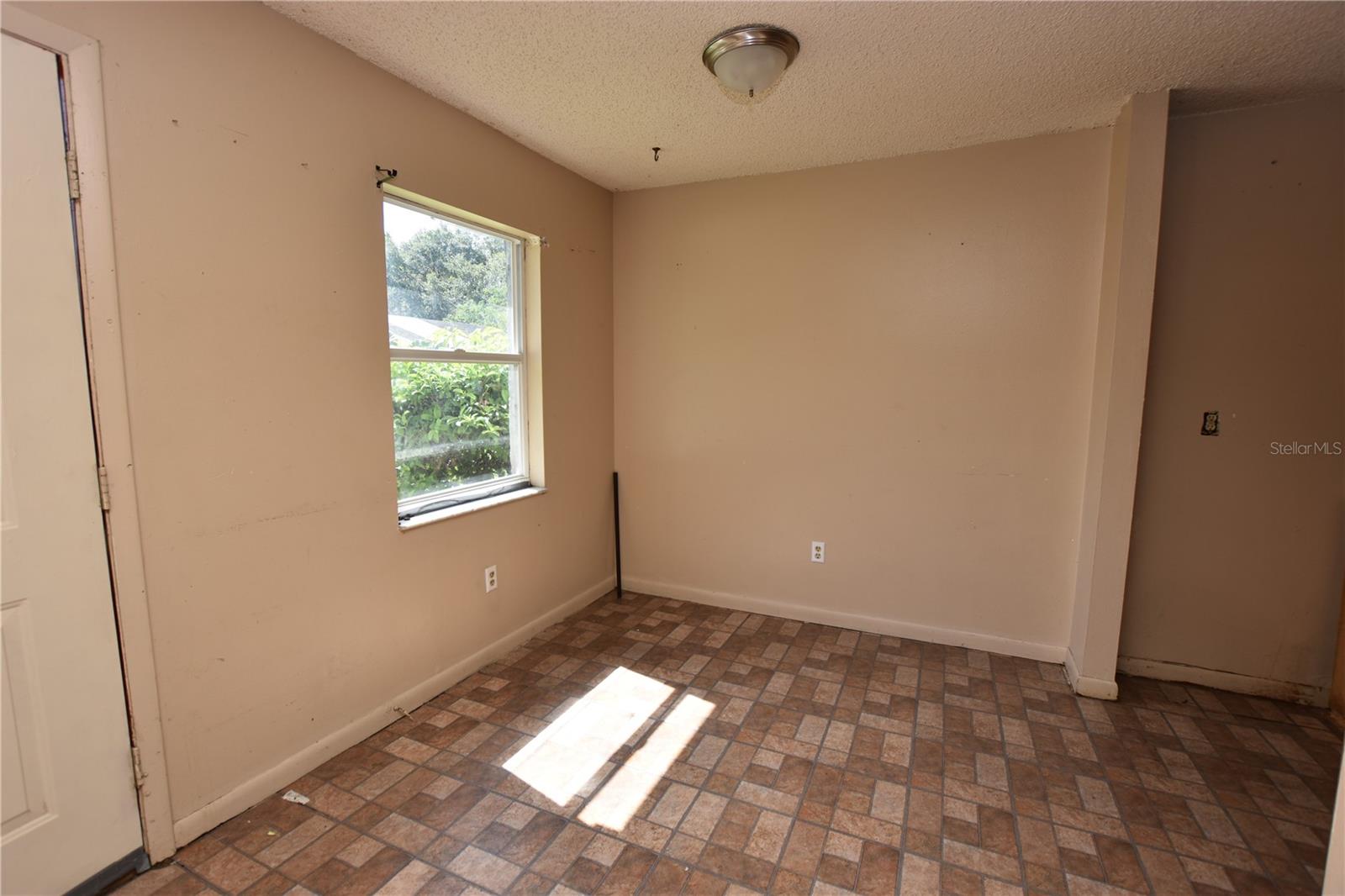 LAKEWOOD PARK - Residential Income