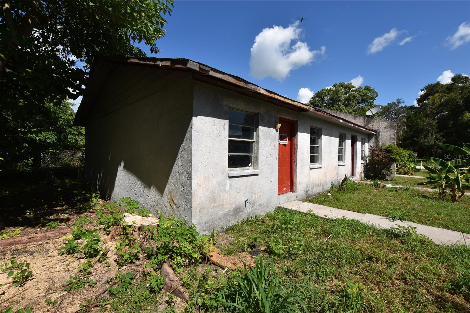 LAKEWOOD PARK - Residential Income
