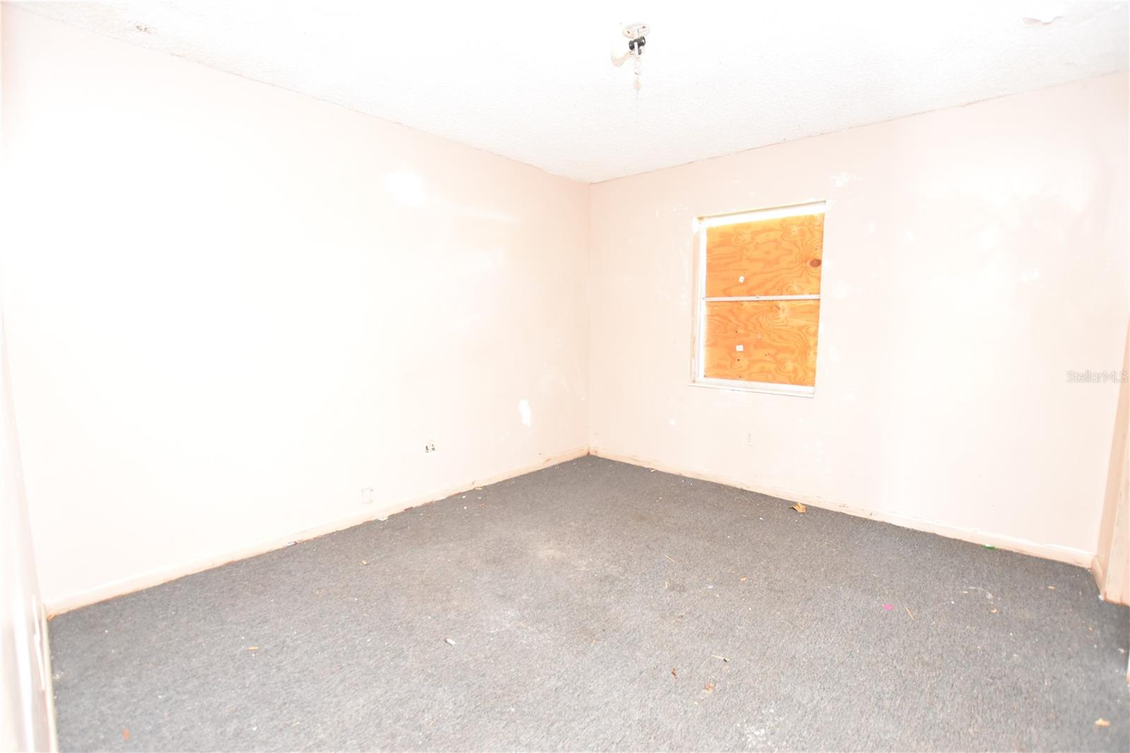 LAKEWOOD PARK - Residential Income