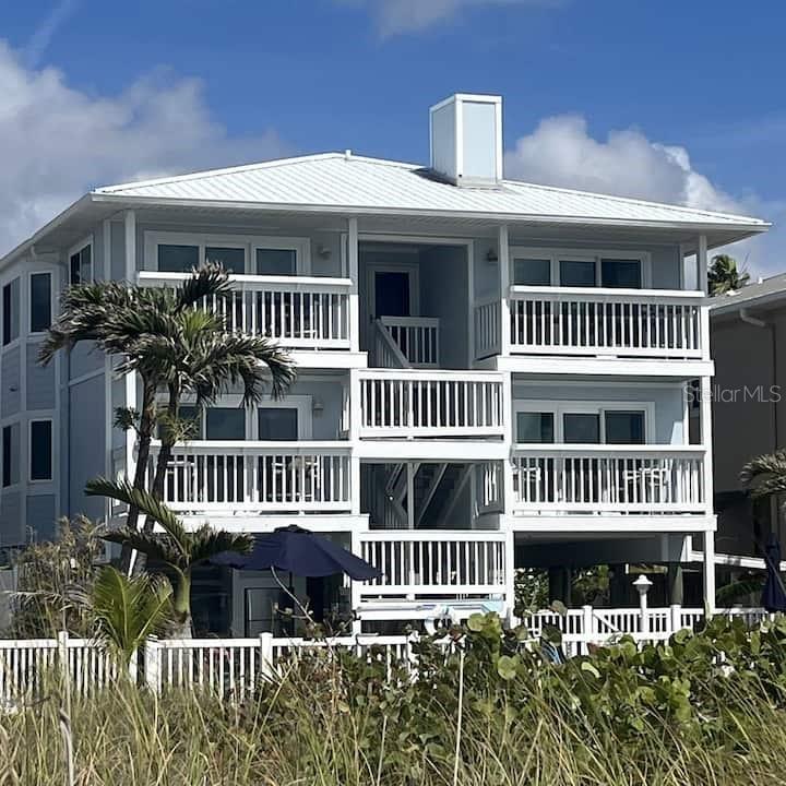 712 BEACH TRAIL C