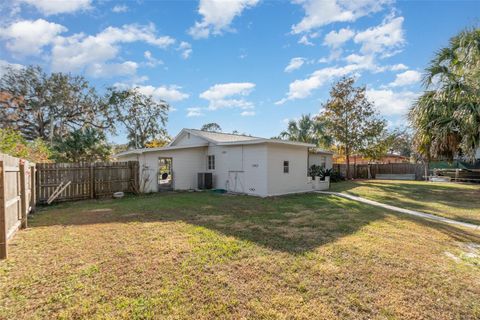 A home in DEBARY