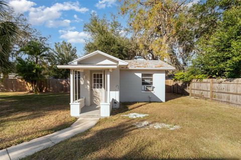 A home in DEBARY