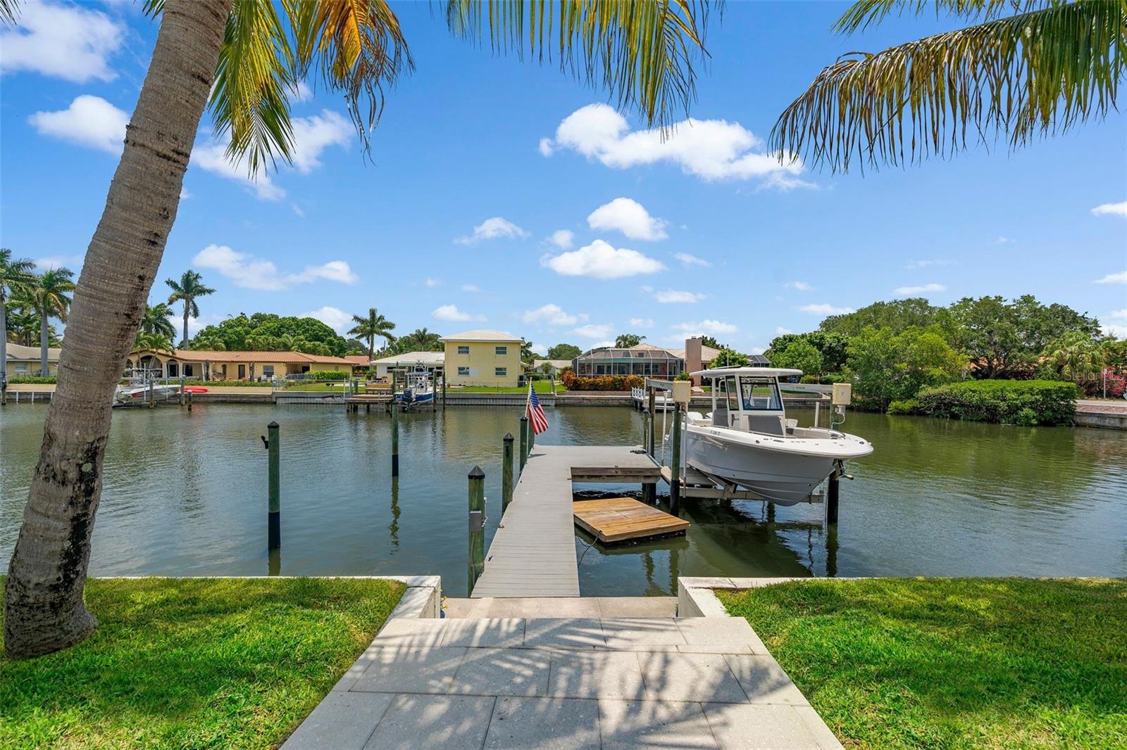 VENETIAN ISLES - Residential