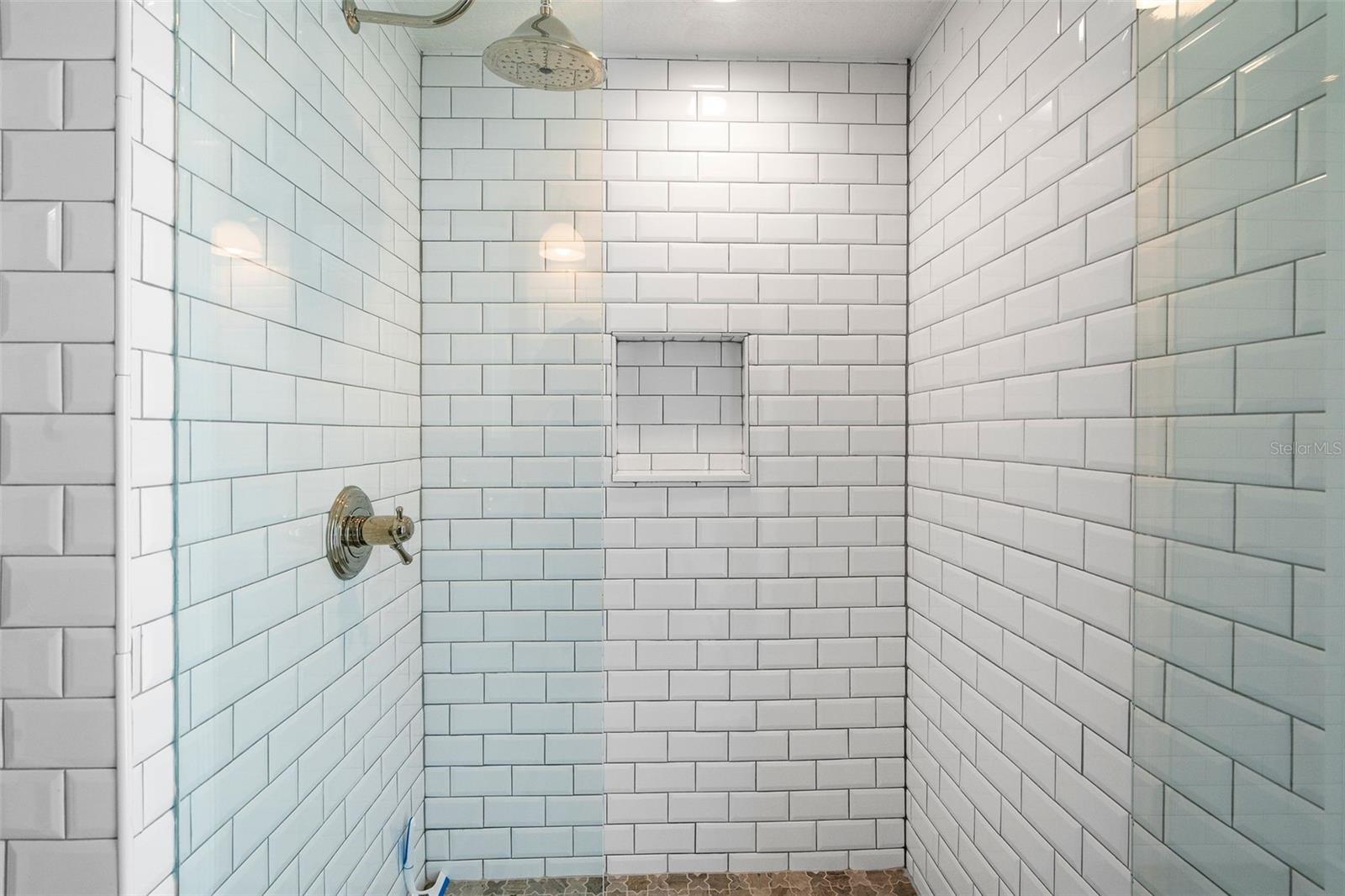 VENETIAN ISLES - Residential