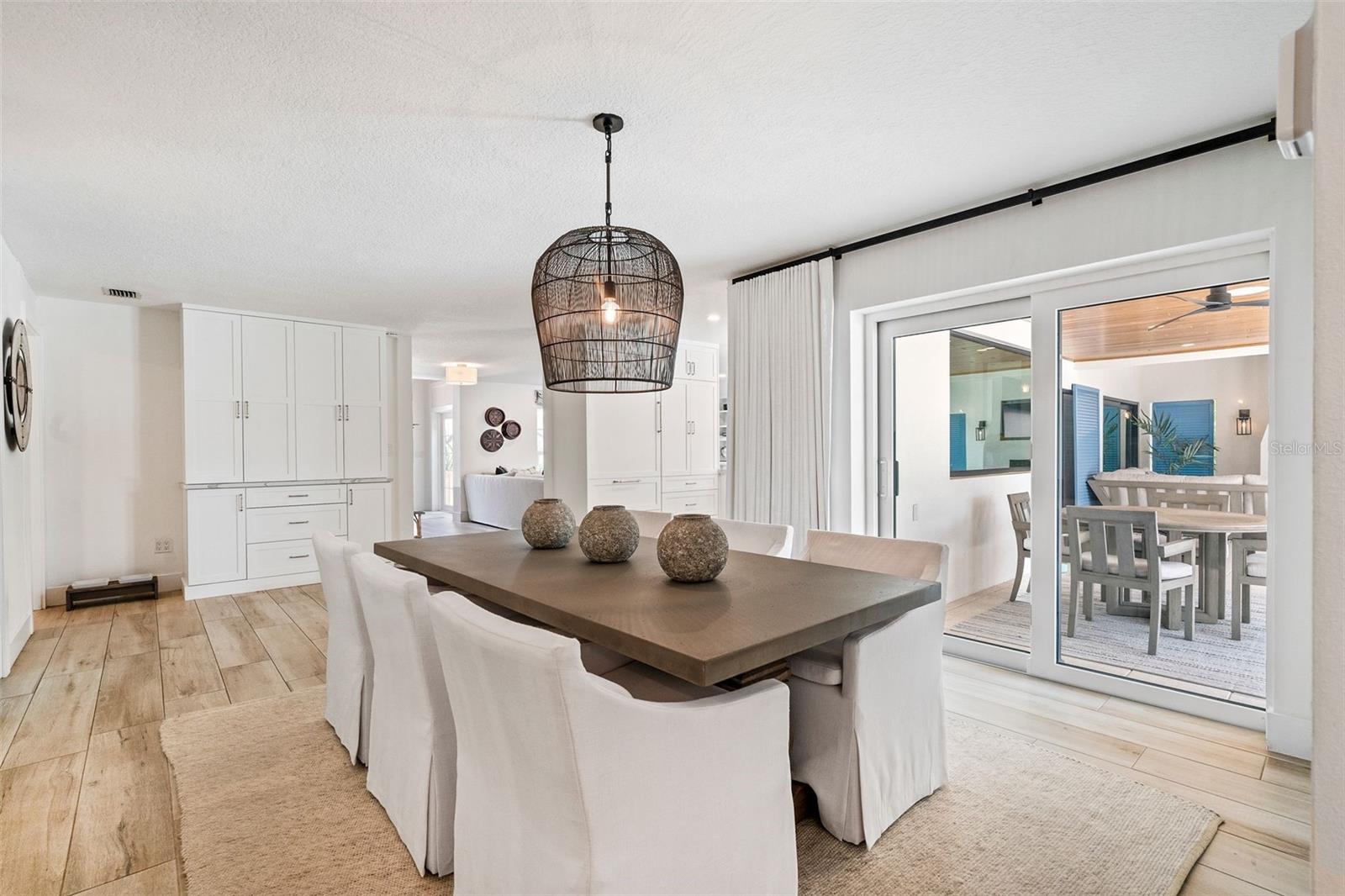 VENETIAN ISLES - Residential