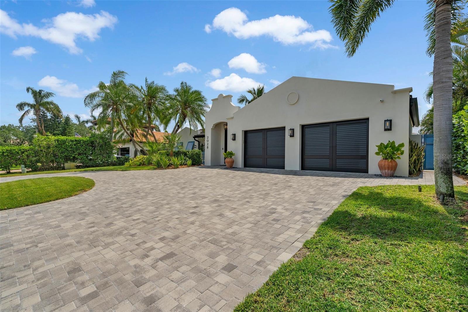 VENETIAN ISLES - Residential