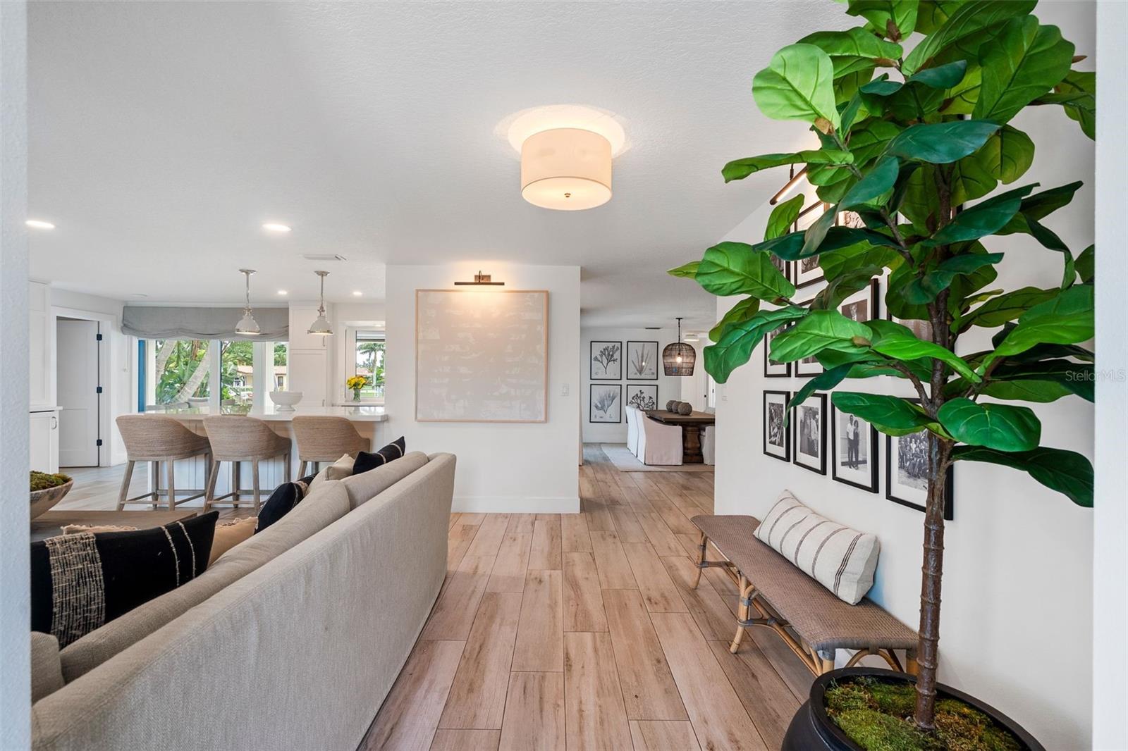 VENETIAN ISLES - Residential