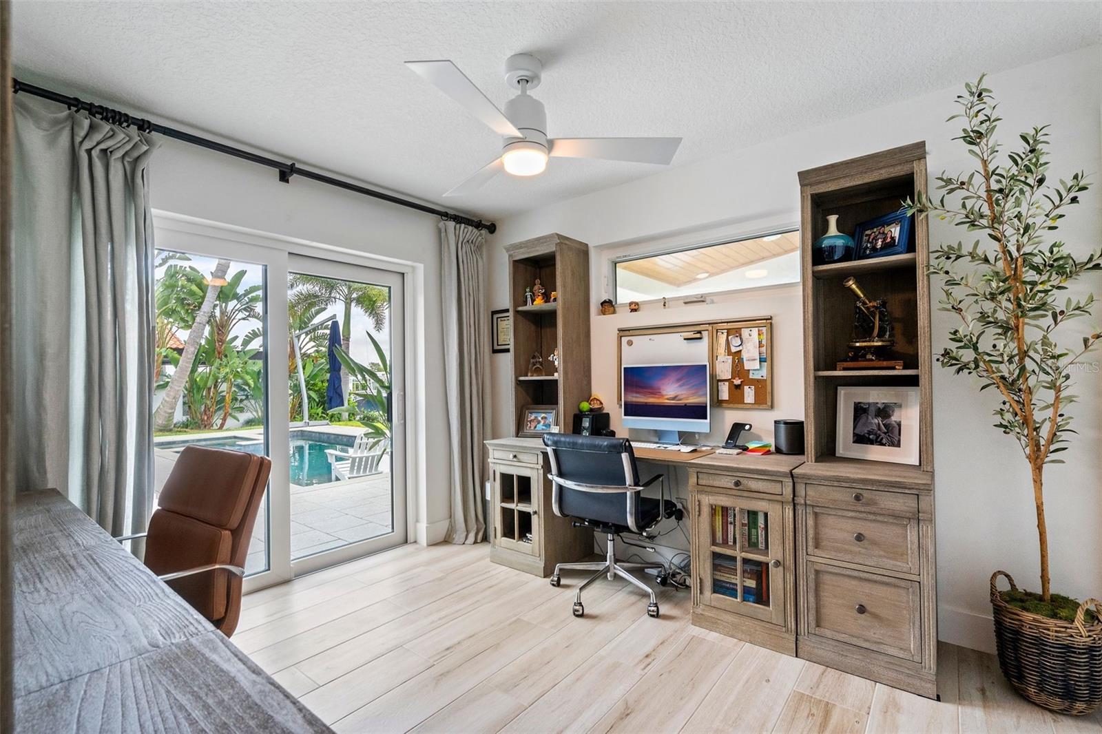 VENETIAN ISLES - Residential