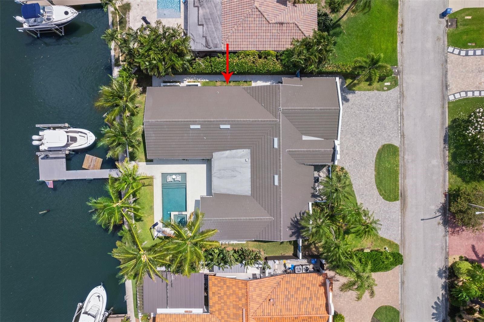 VENETIAN ISLES - Residential