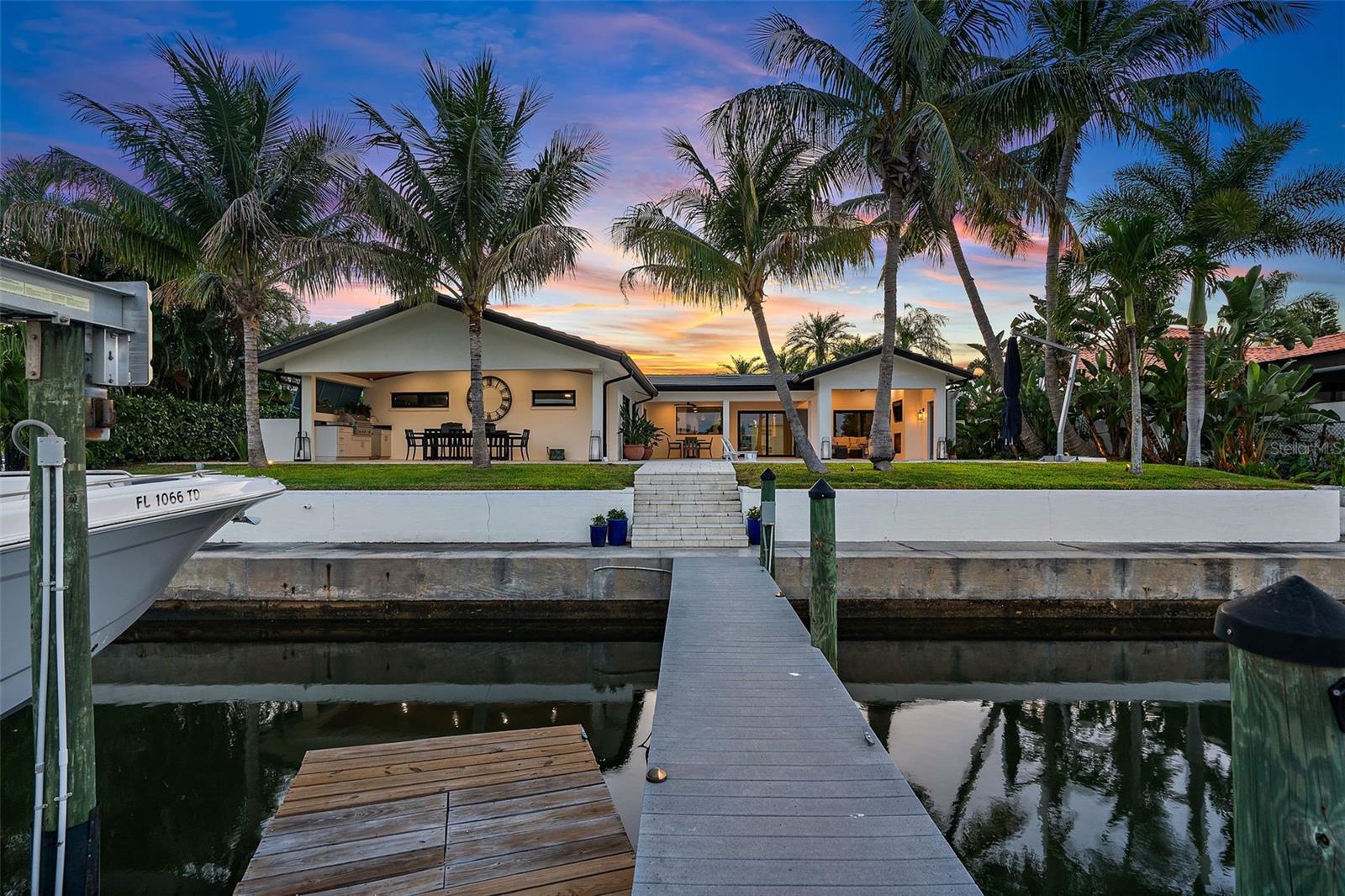 VENETIAN ISLES - Residential