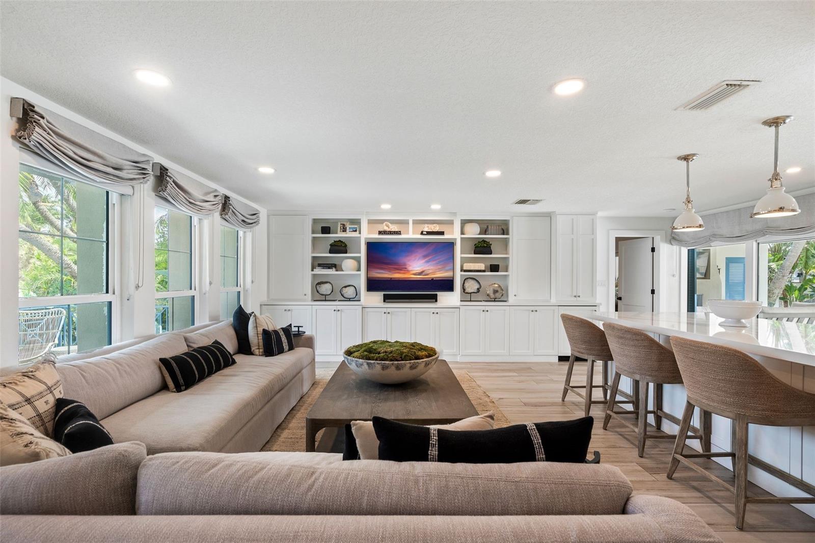 VENETIAN ISLES - Residential