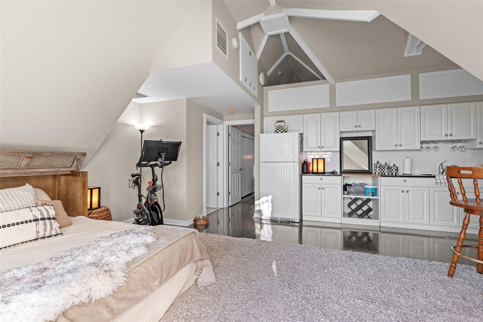 RICHARDS ADD TO PALMETTO CONTINUED - Residential