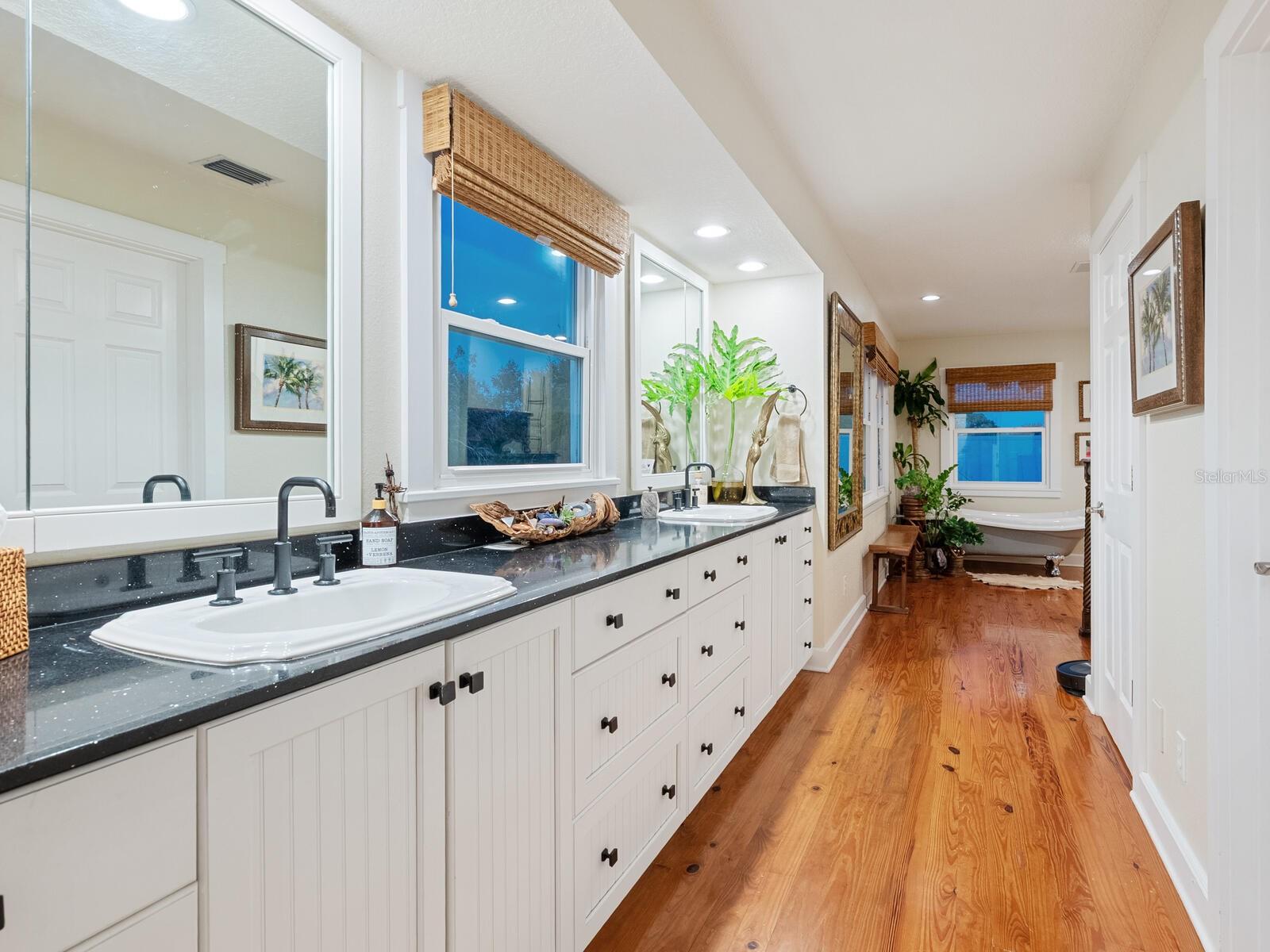 RICHARDS ADD TO PALMETTO CONTINUED - Residential