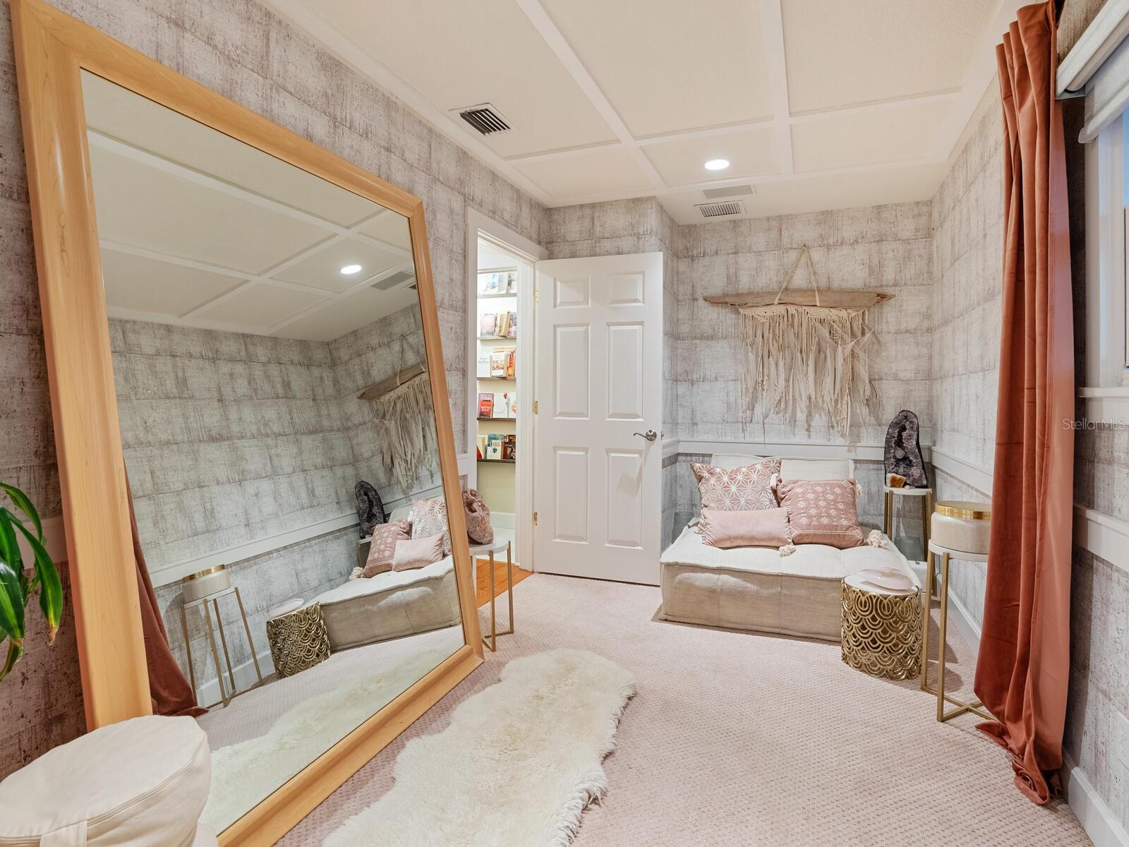 RICHARDS ADD TO PALMETTO CONTINUED - Residential