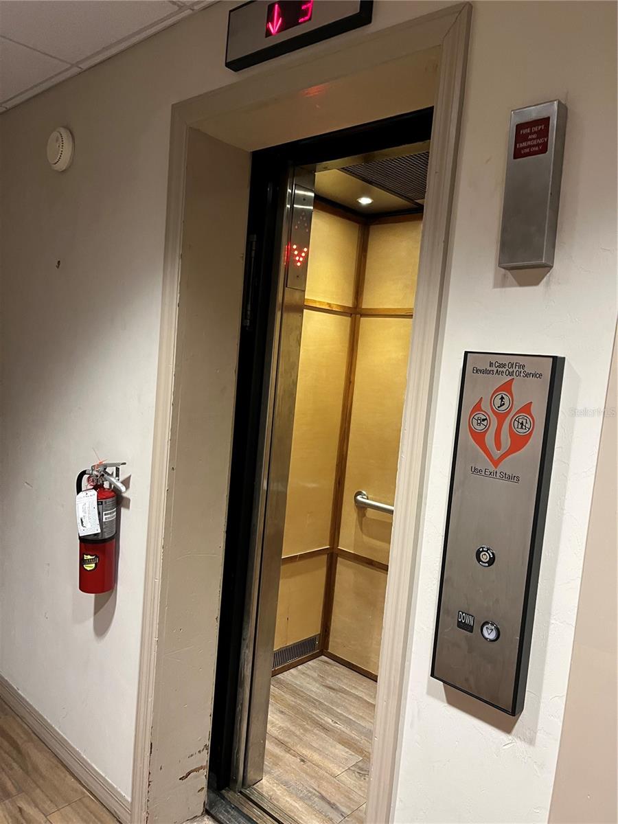 GAINESVILLE BRUSH ADD TO- - Commercial Lease