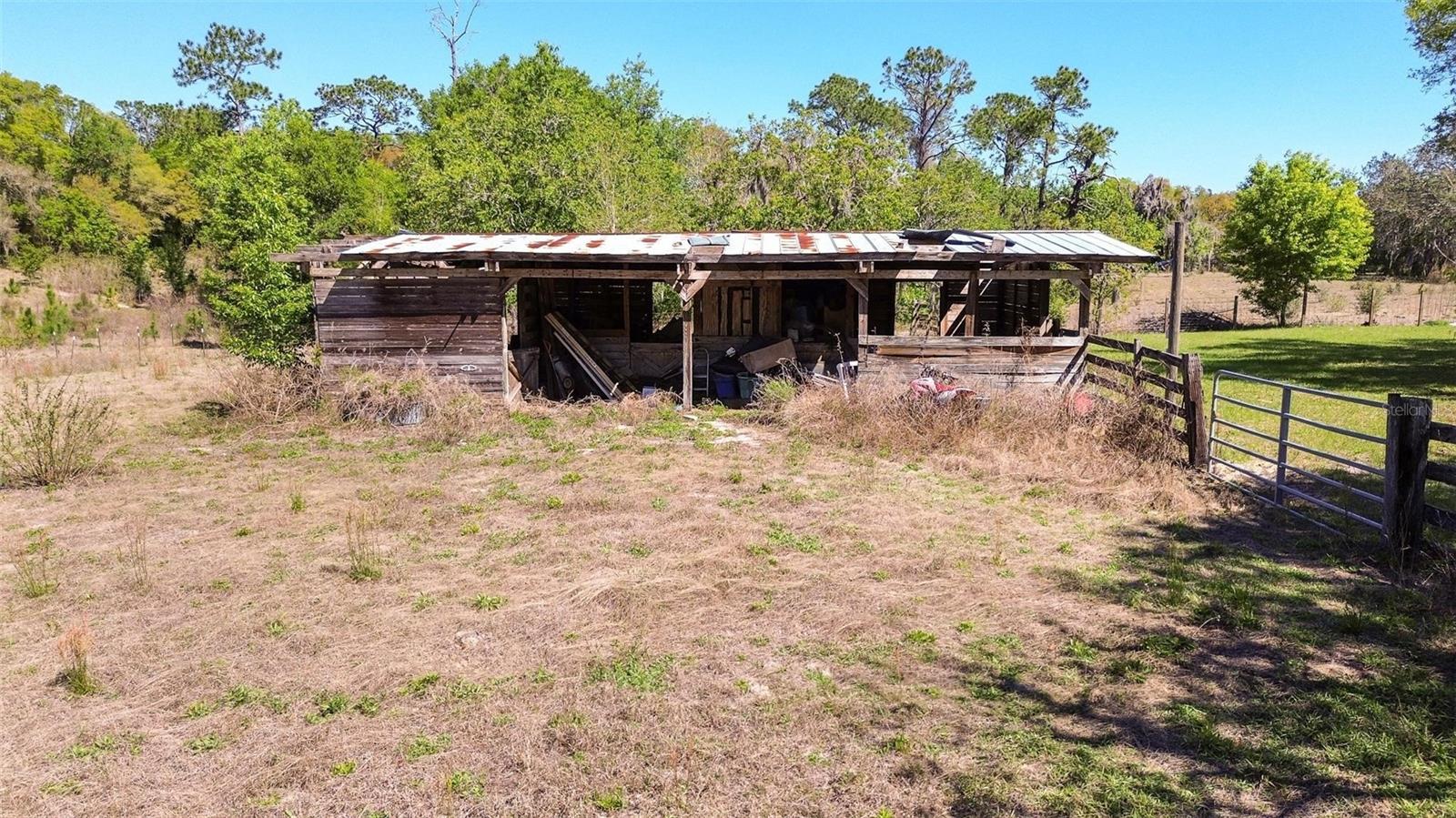 5049 - ORANGE CITY - NORTHEAST ACREAGE - Residential