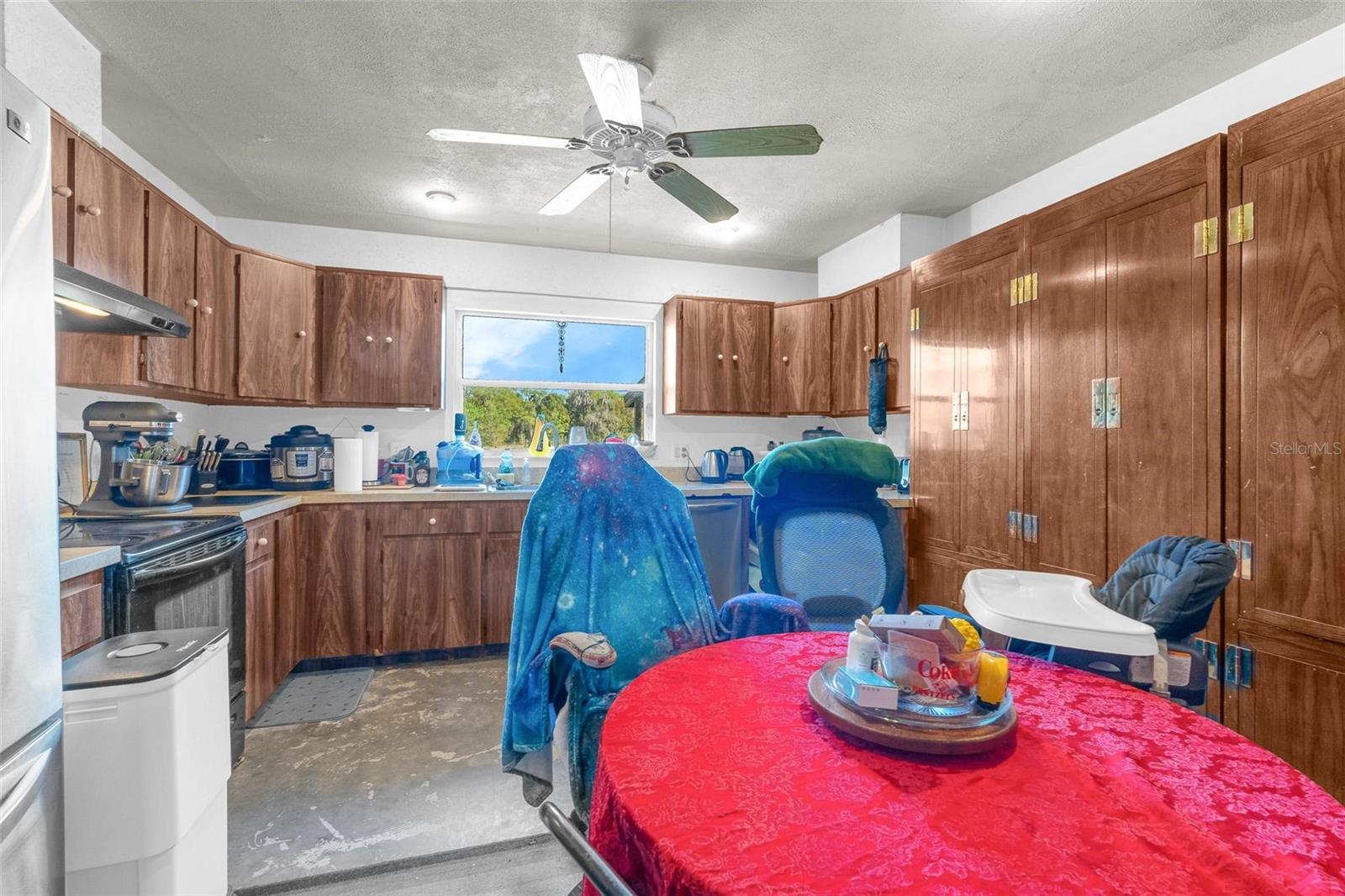 5049 - ORANGE CITY - NORTHEAST ACREAGE - Residential