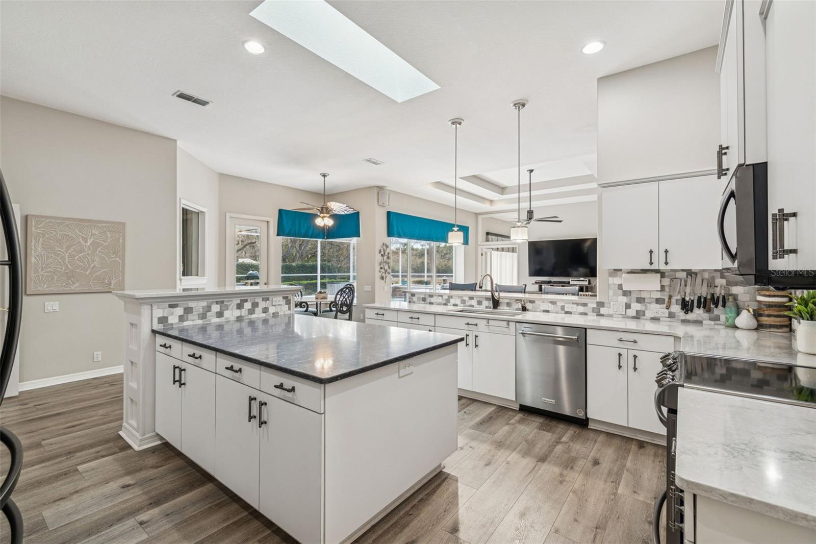 QUAIL RIDGE - Residential