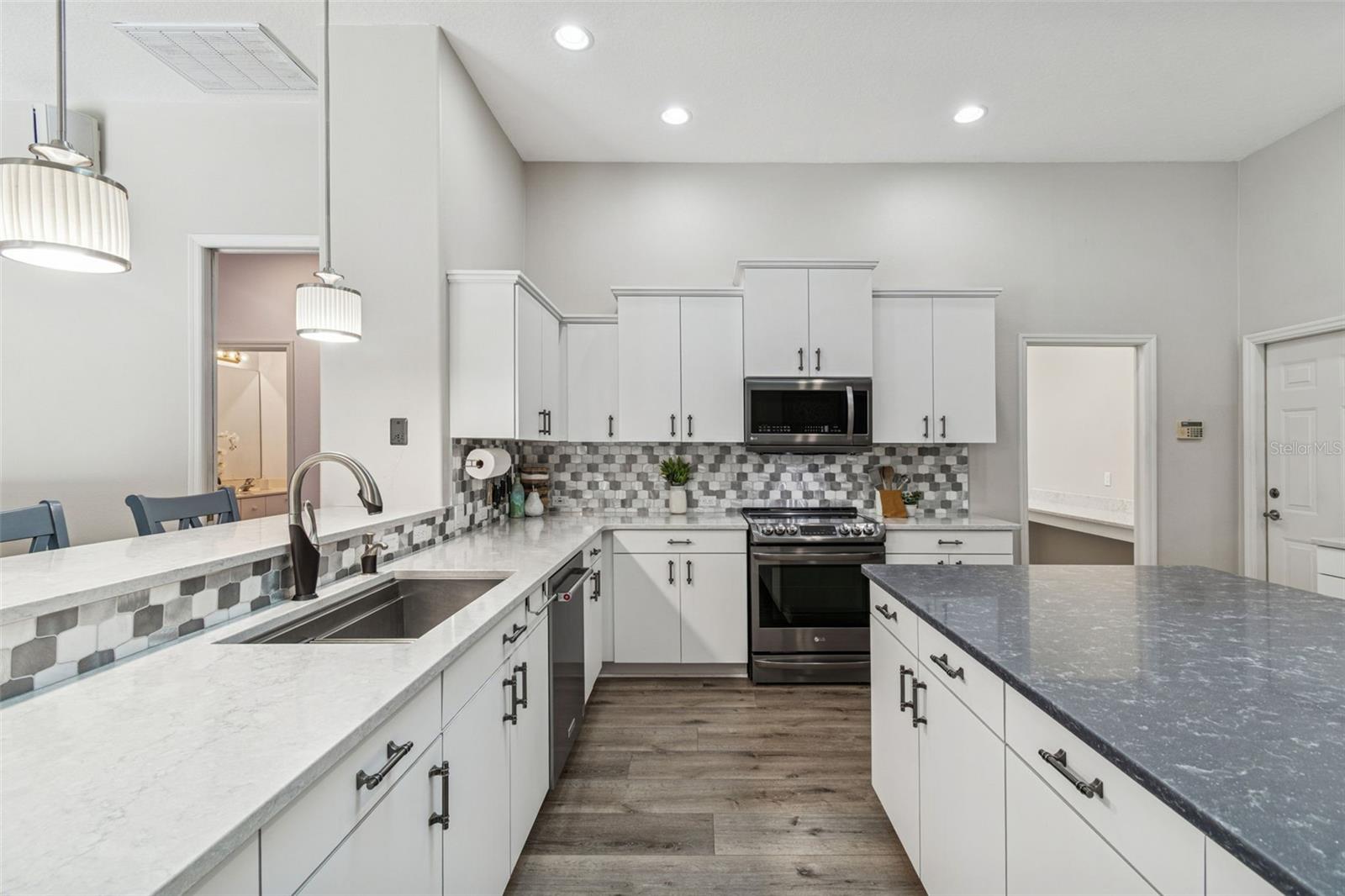 QUAIL RIDGE - Residential