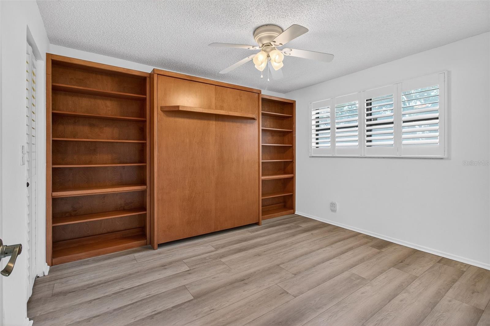 TERRACE PARK OF FIVE TOWNS - Residential