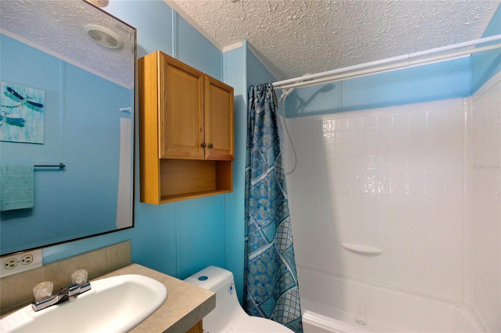 ALLIGATOR PARK COOP - Residential Lease