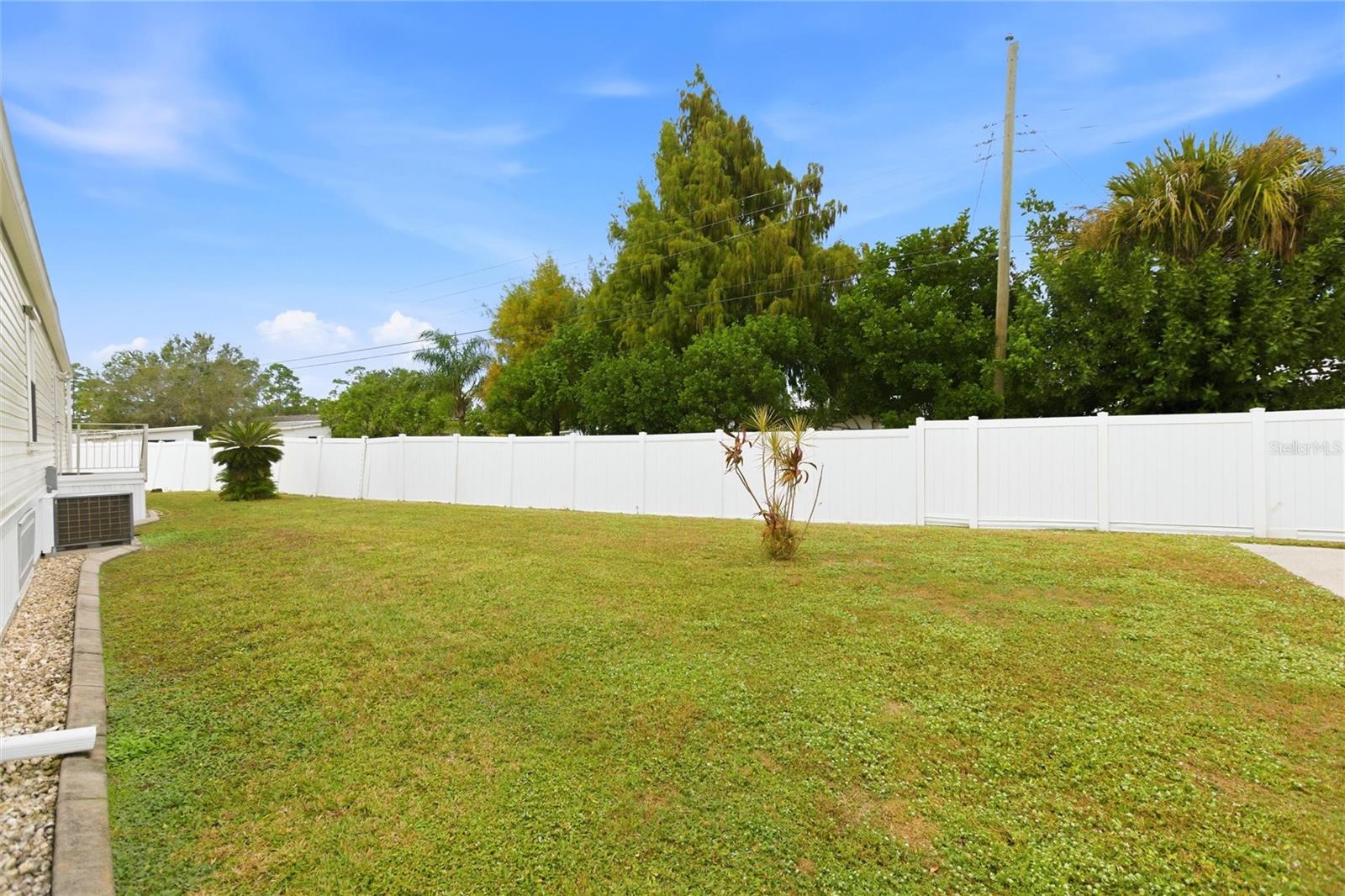 ALLIGATOR PARK COOP - Residential Lease