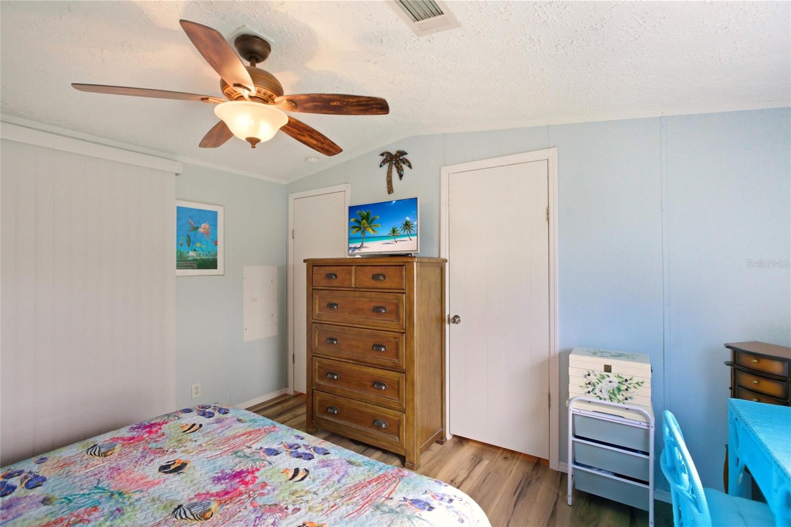 ALLIGATOR PARK COOP - Residential Lease