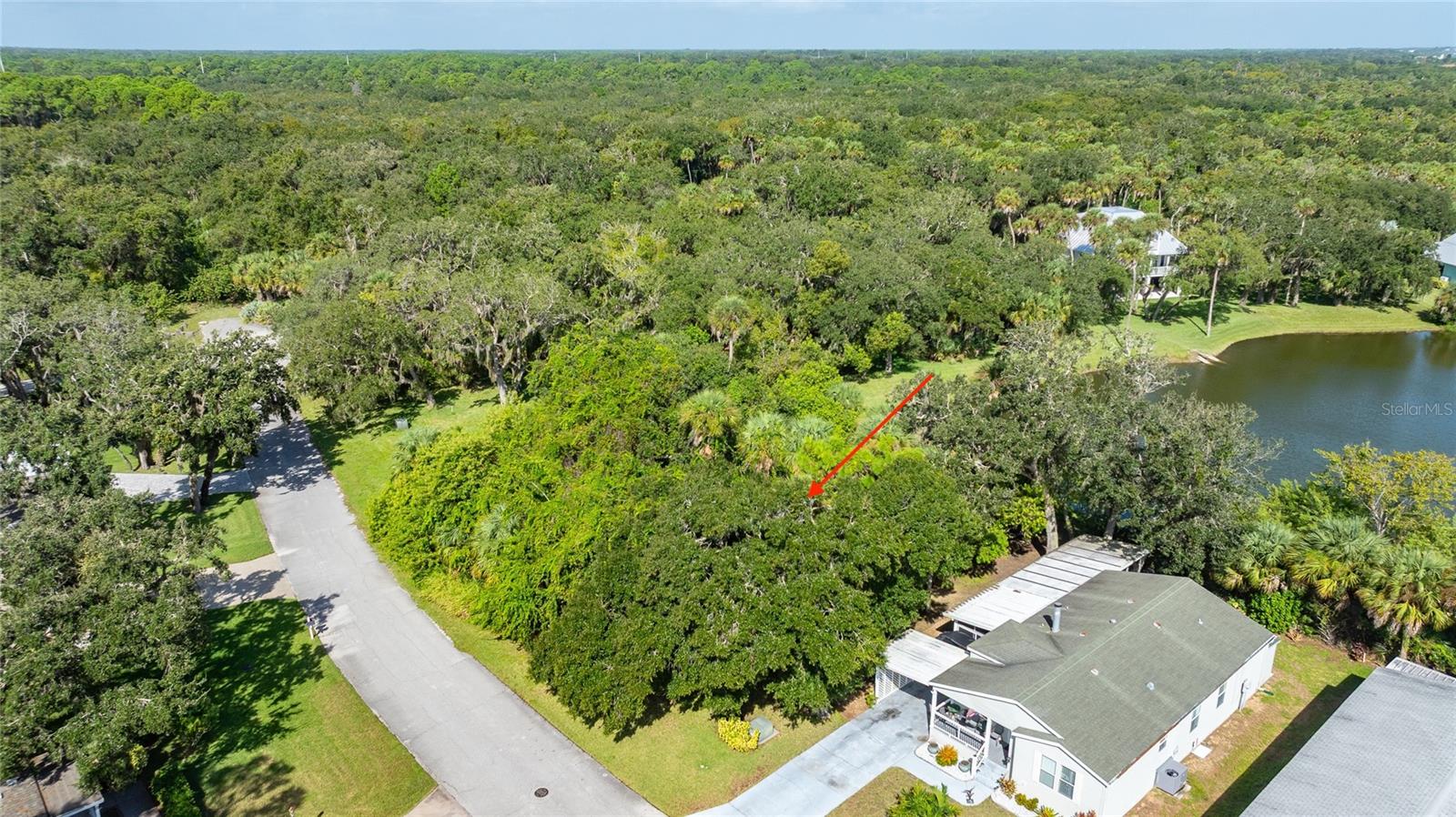 LIGHTHOUSE COVE - Land