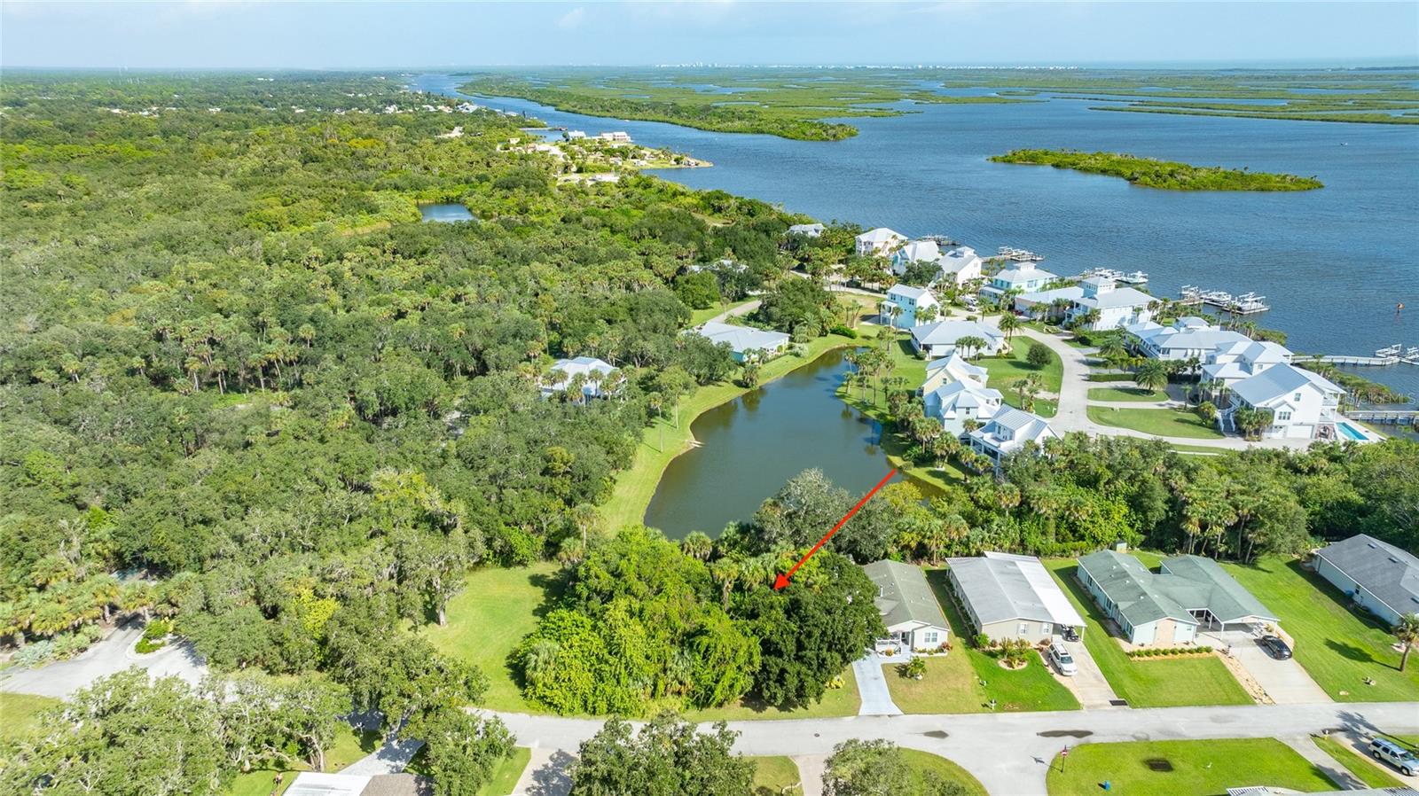 LIGHTHOUSE COVE - Land