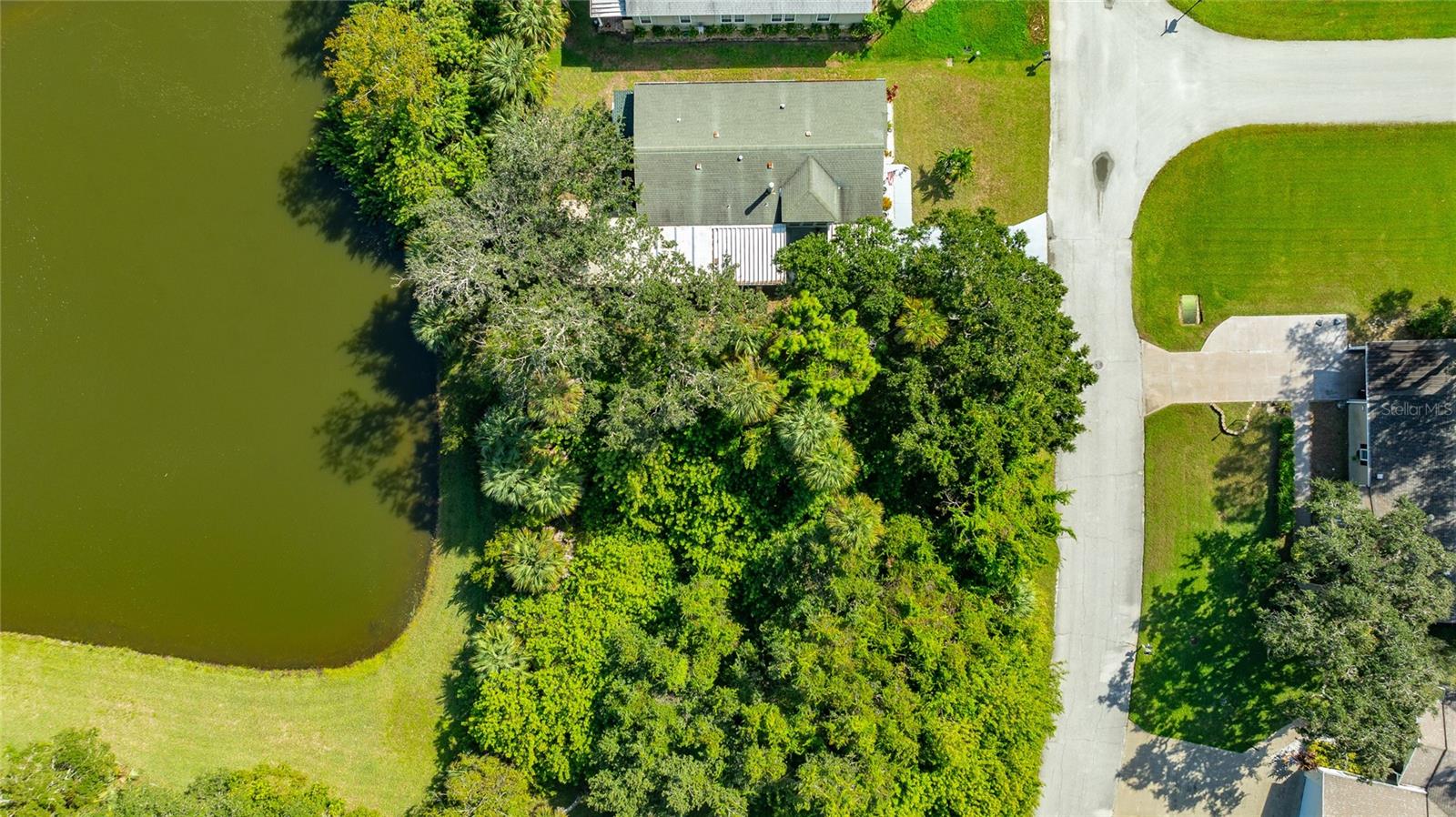 LIGHTHOUSE COVE - Land