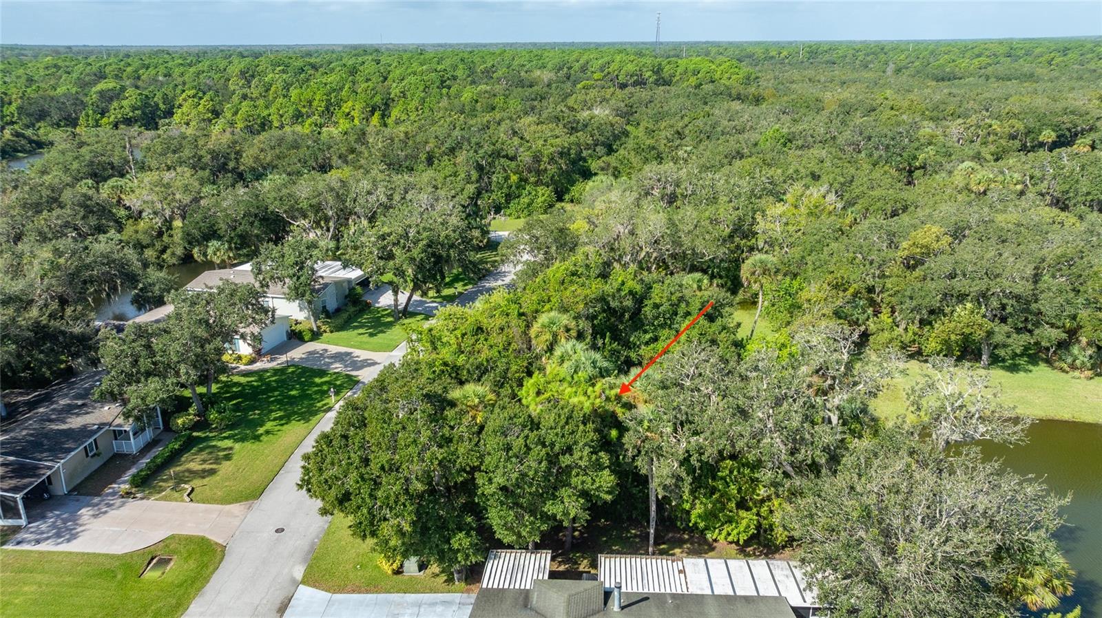 LIGHTHOUSE COVE - Land