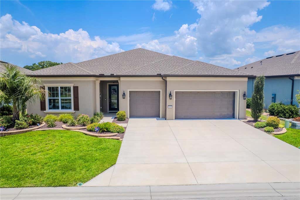 Photo of 9125 SW 57th Place Road, Ocala, FL 34481 (MLS # OM727902)