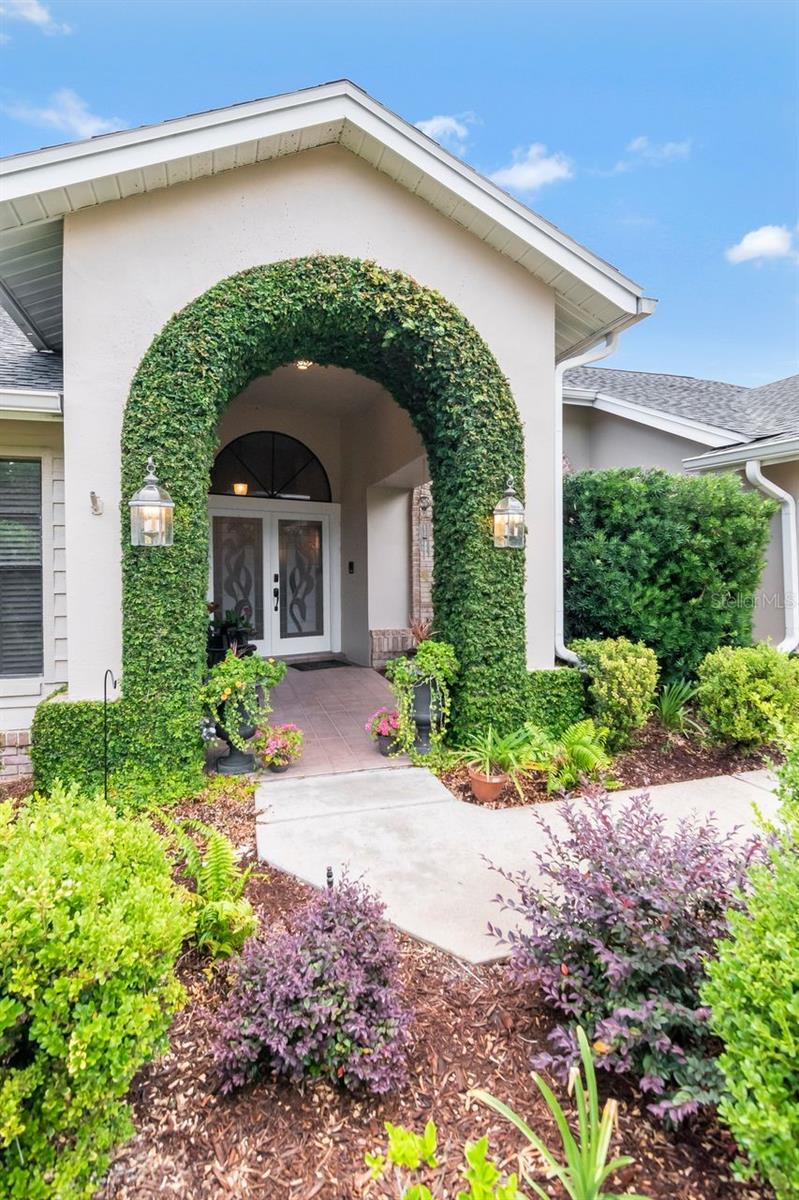 Photo of 3306 Westmoreland Drive, Tampa, FL 33618 (MLS # TB8518305)