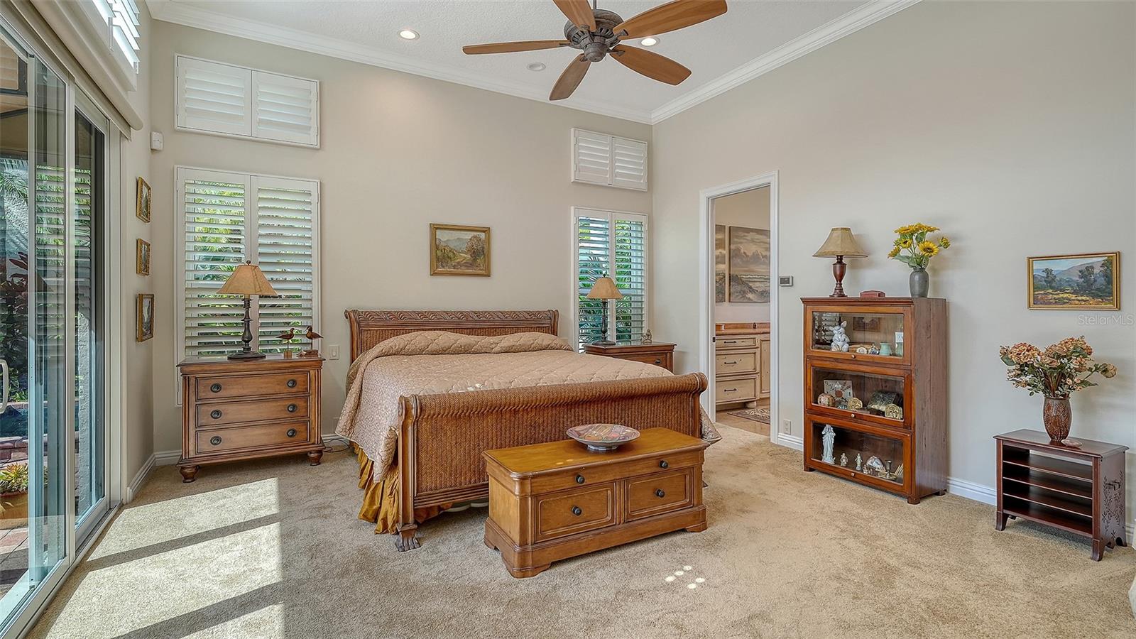 WESTON POINTE - Residential