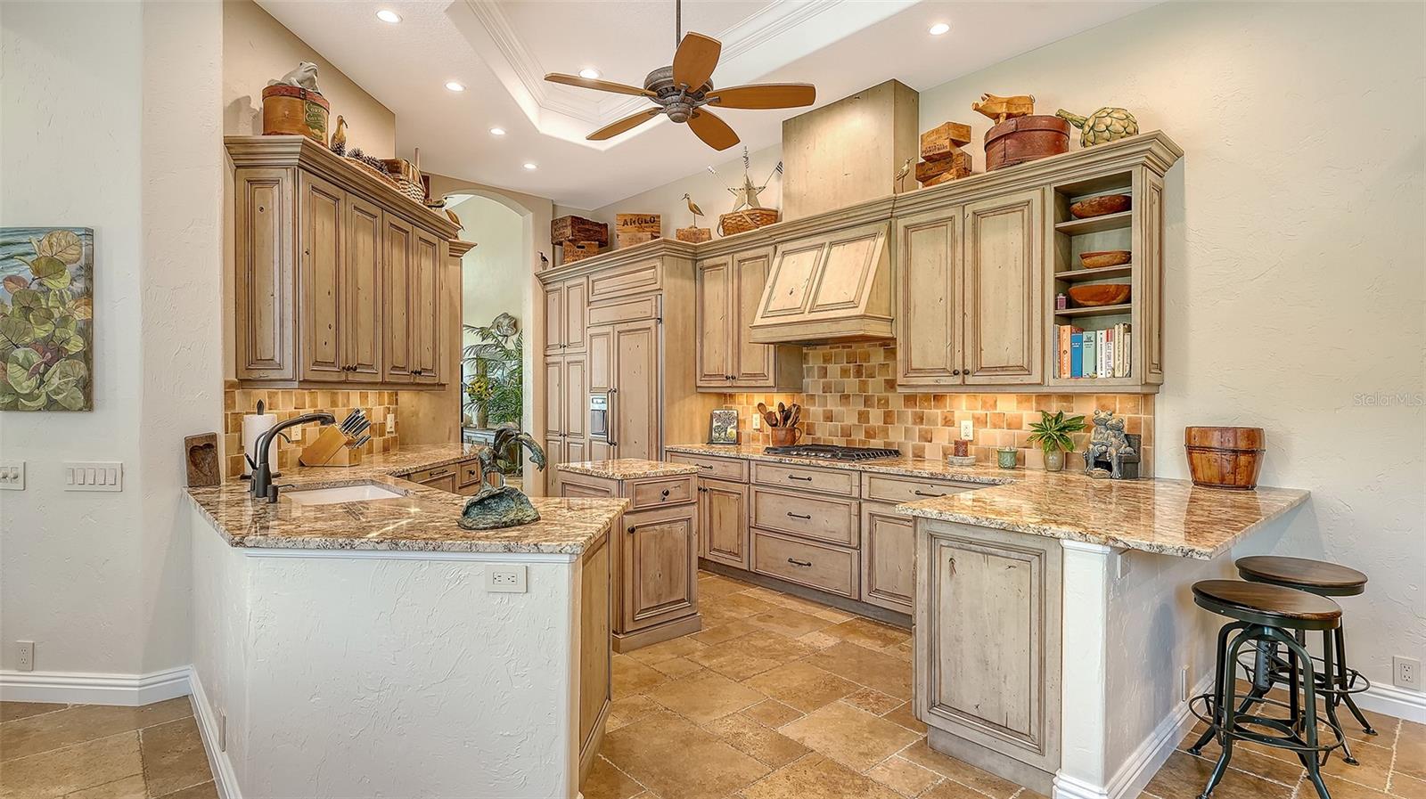 WESTON POINTE - Residential