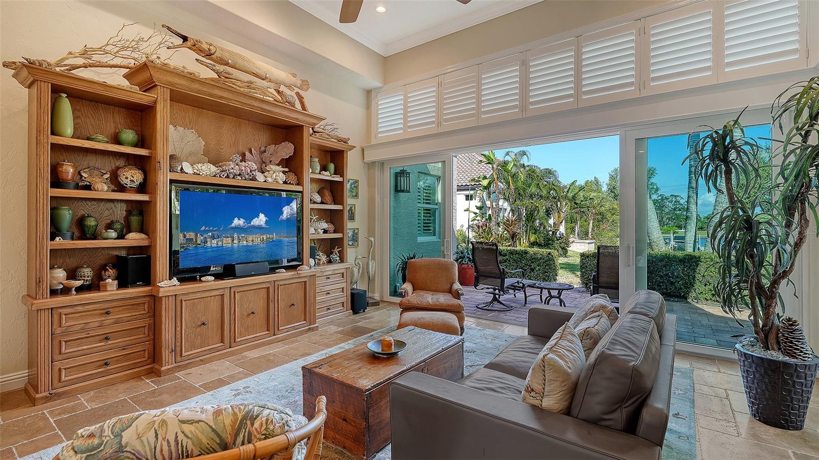 WESTON POINTE - Residential