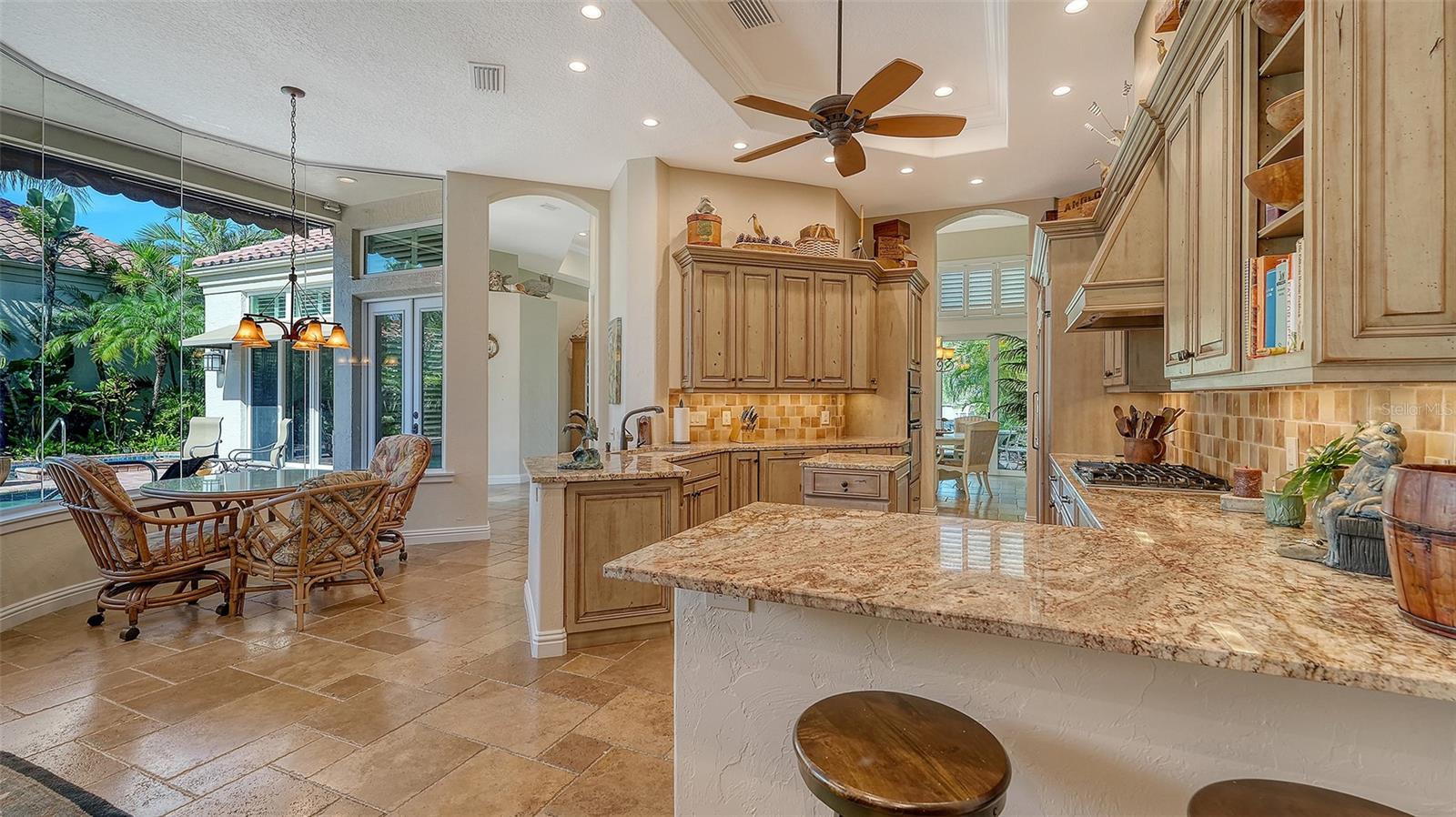 WESTON POINTE - Residential