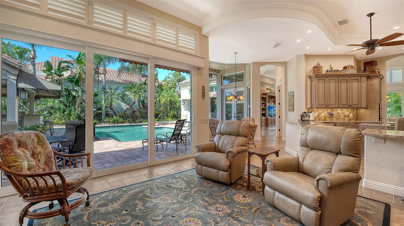 WESTON POINTE - Residential