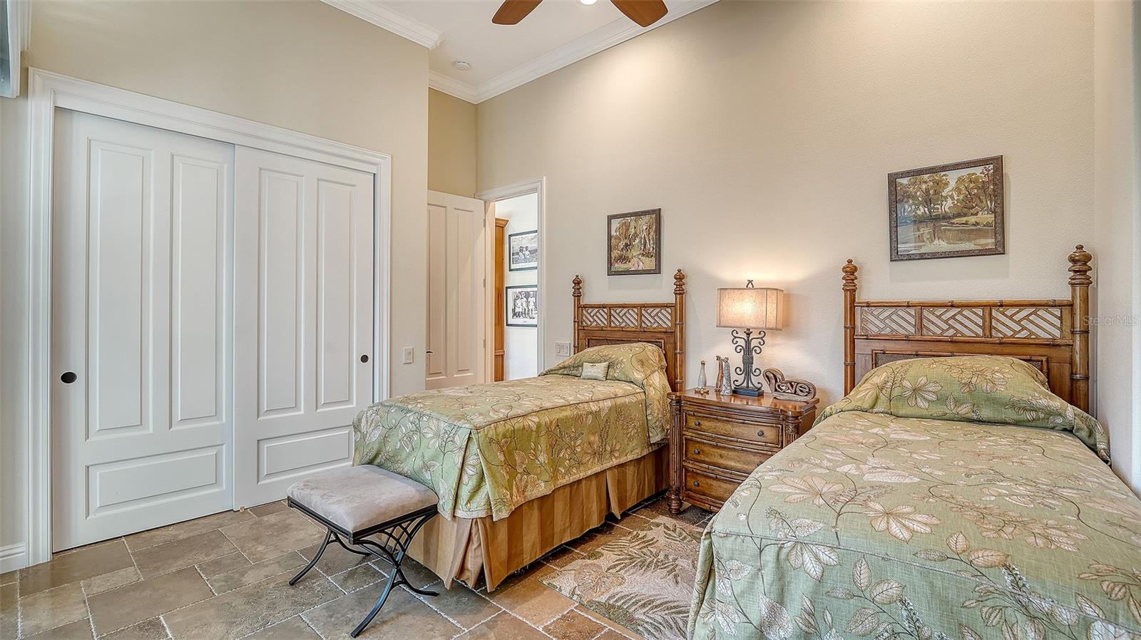 WESTON POINTE - Residential