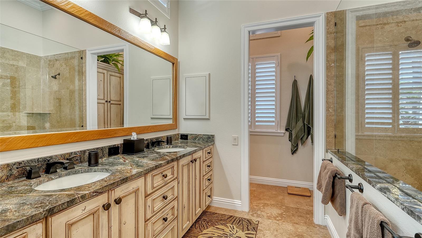 WESTON POINTE - Residential