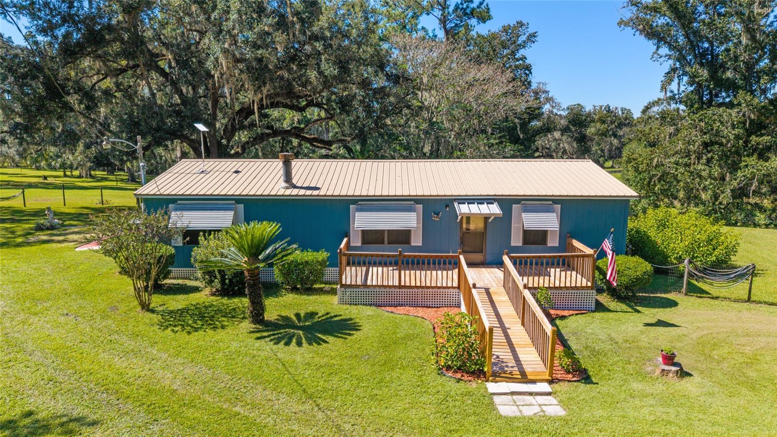 ROLLING OAKS MINI RANCHES - Residential