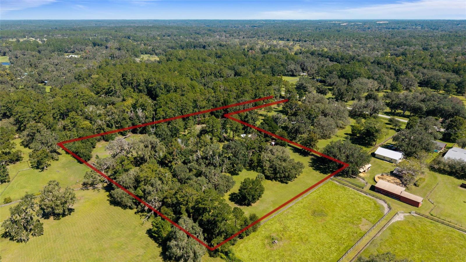 ROLLING OAKS MINI RANCHES - Residential