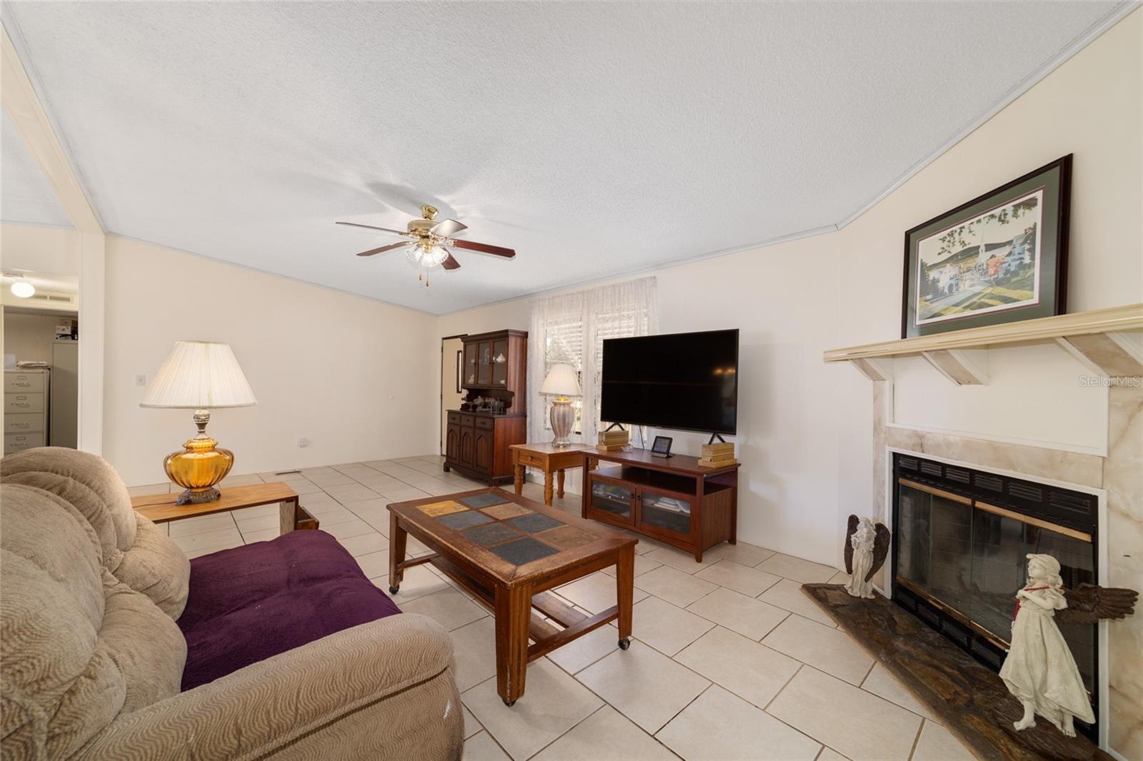 ROLLING OAKS MINI RANCHES - Residential