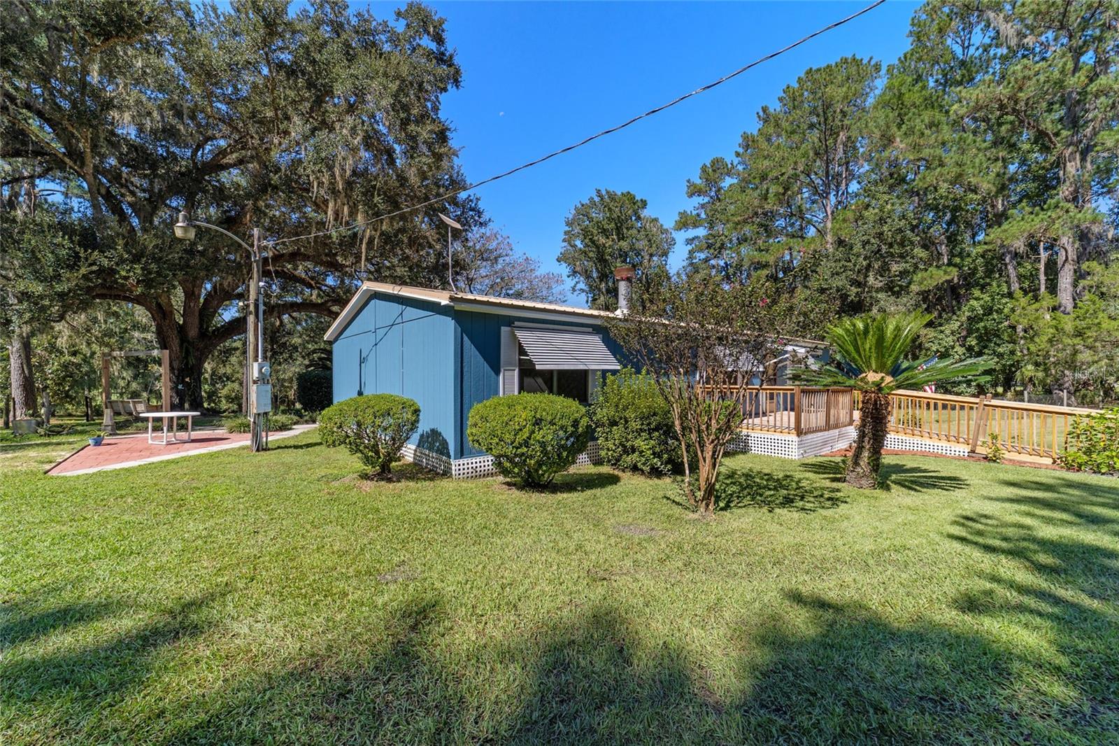 ROLLING OAKS MINI RANCHES - Residential