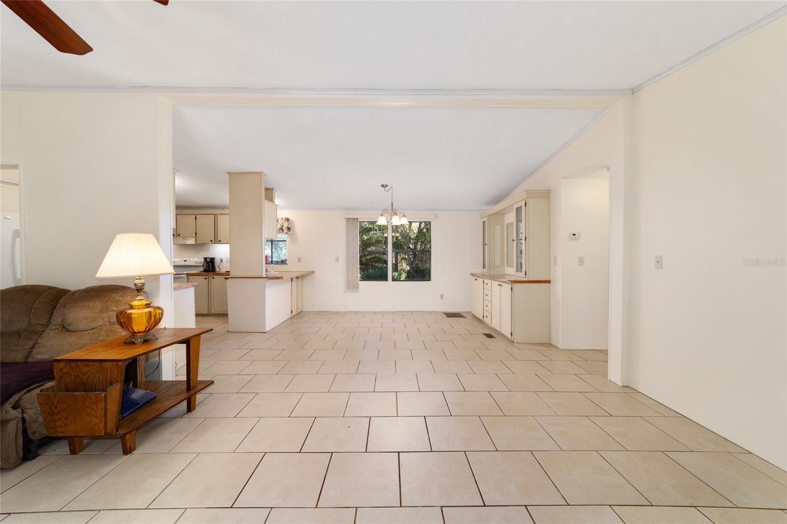 ROLLING OAKS MINI RANCHES - Residential