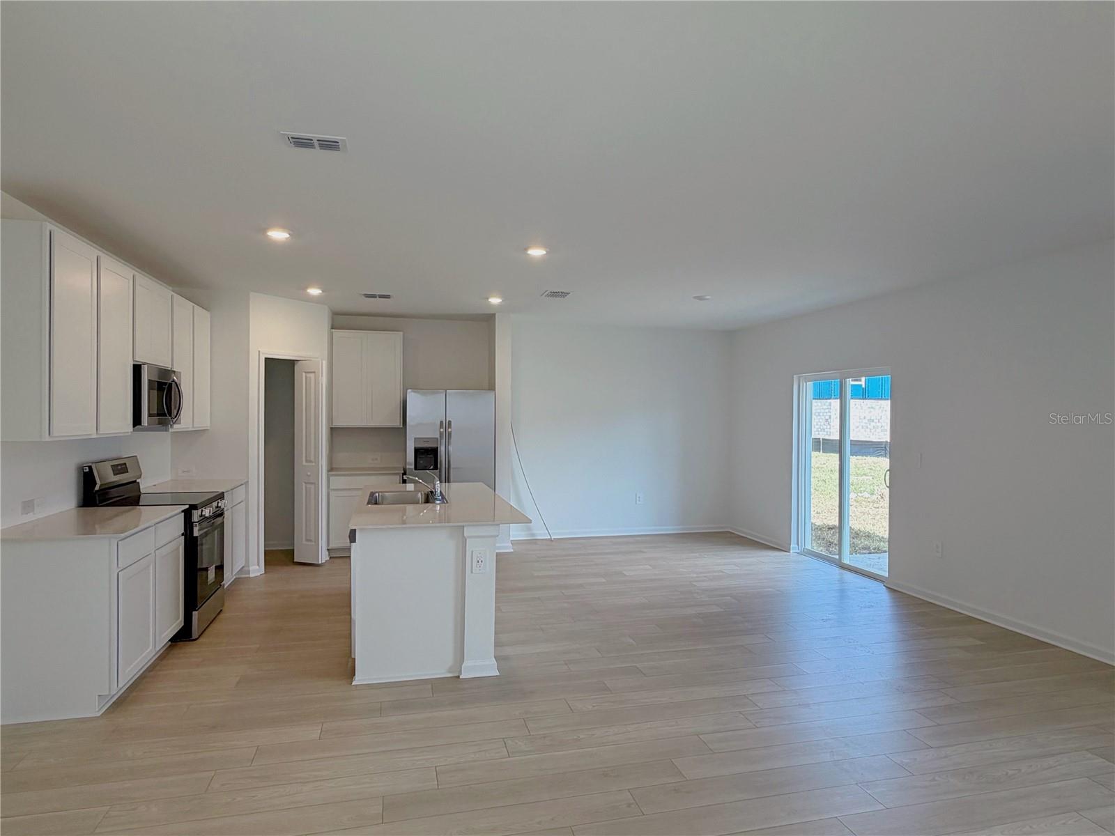 VILLA MAR - Residential Lease